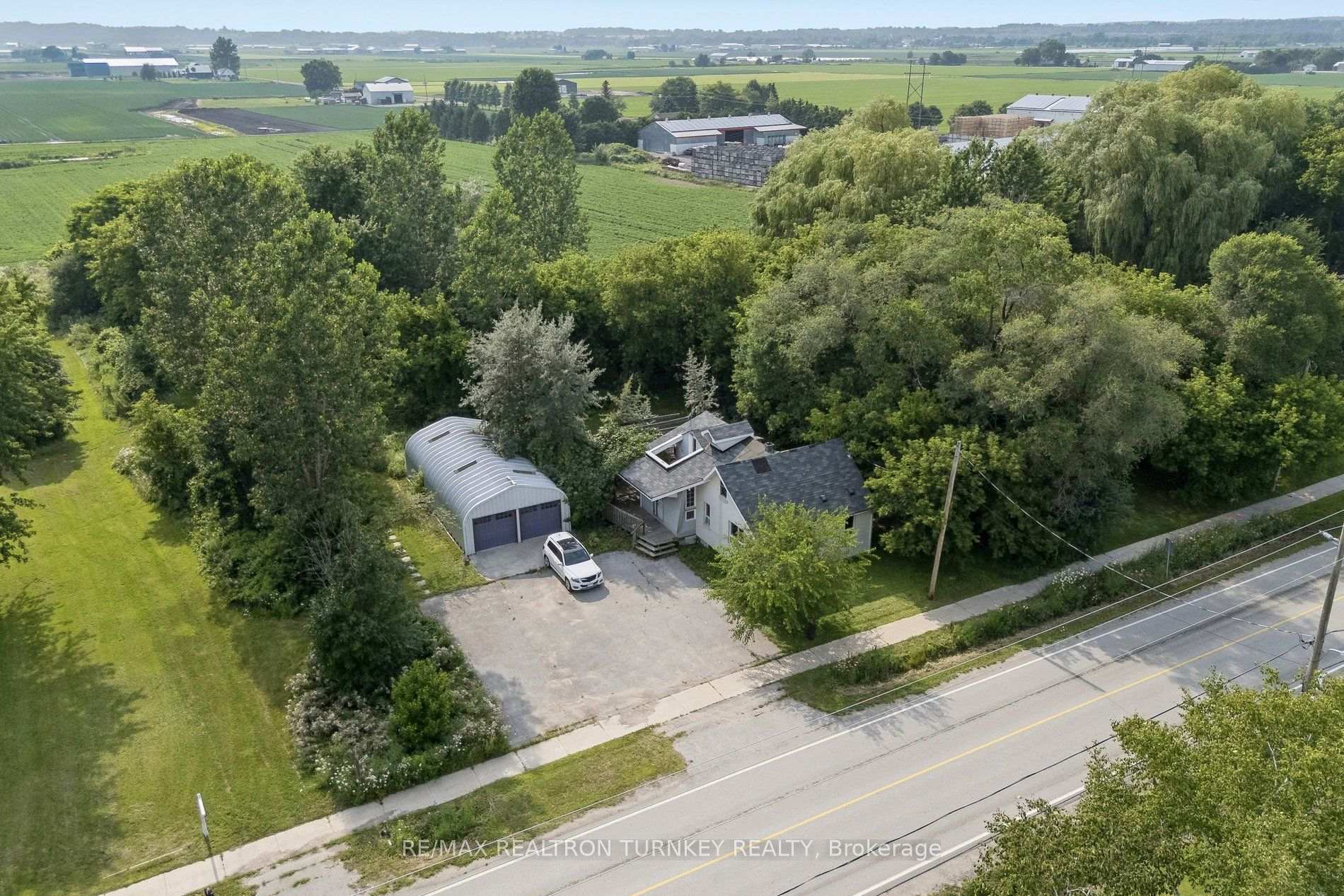 Photo 9 of 18930 Dufferin Street, King, Rural King — HOMEH