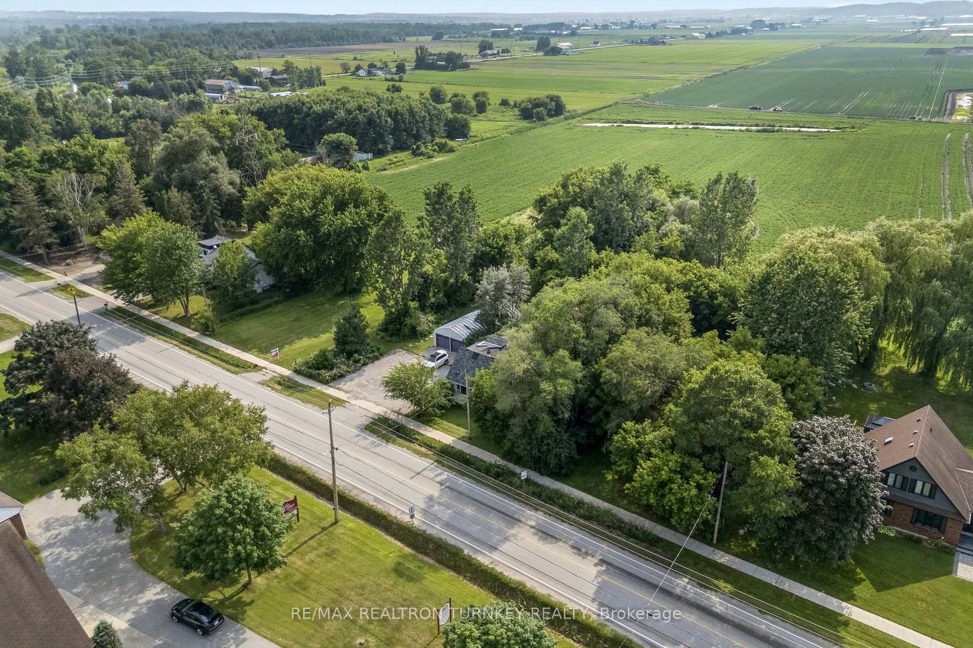 Photo 36 of 18930 Dufferin Street, King, Rural King — HOMEH