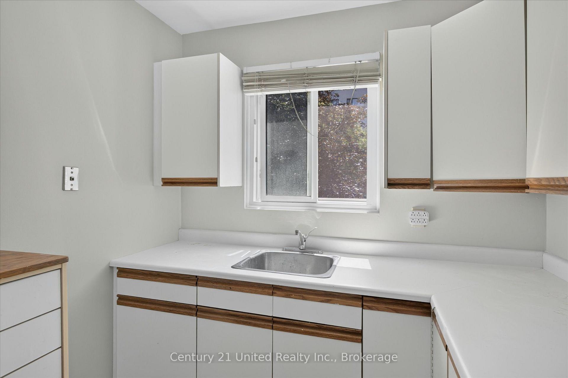 Photo 18 of Unit 201, 136 Ware Street, Peterborough, Town Ward 3 — HOMEH