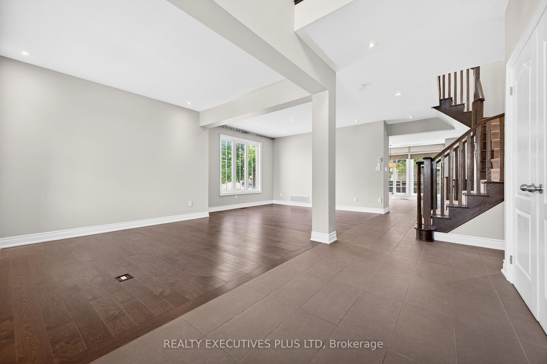 Photo 7 of 1 Sunset Way, Thorold, Rolling Meadows — HOMEH