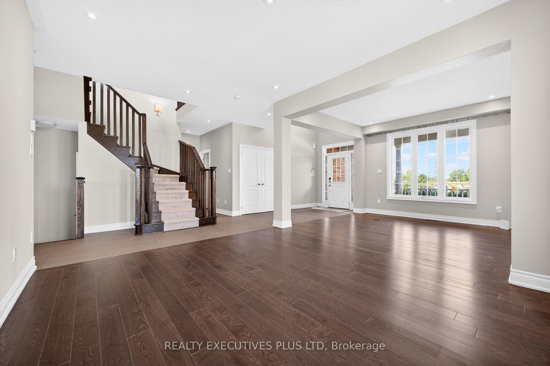 Photo 8 of 1 Sunset Way, Thorold, Rolling Meadows — HOMEH
