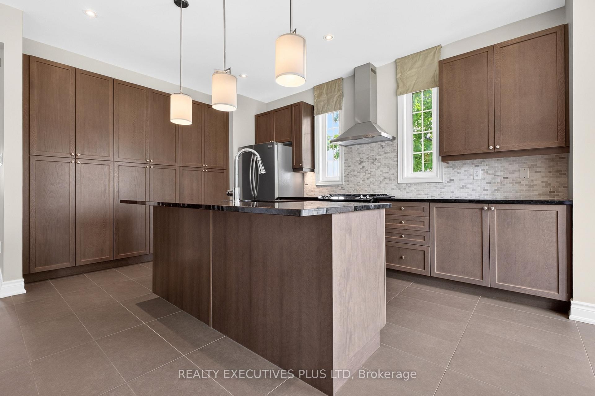 Photo 14 of 1 Sunset Way, Thorold, Rolling Meadows — HOMEH