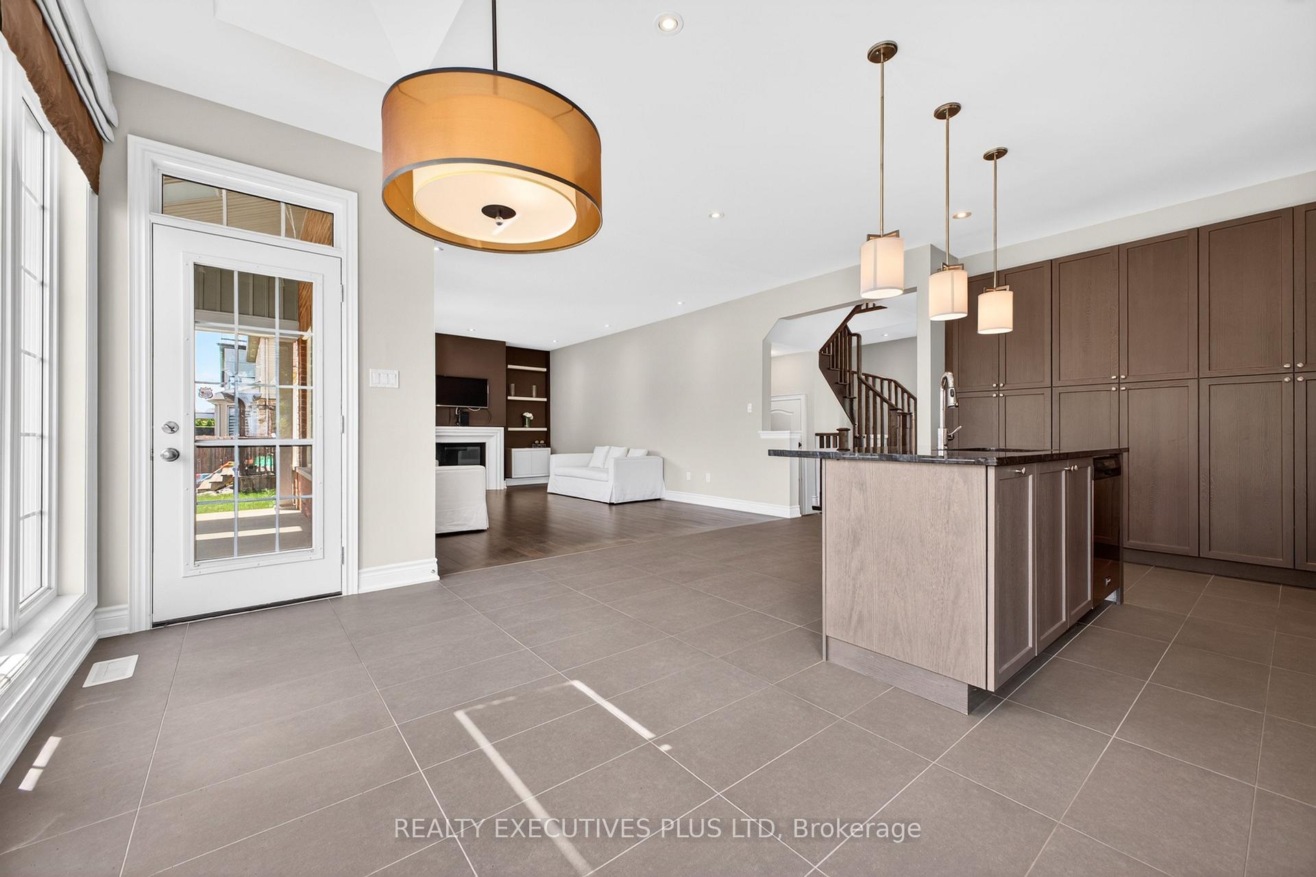 Photo 15 of 1 Sunset Way, Thorold, Rolling Meadows — HOMEH