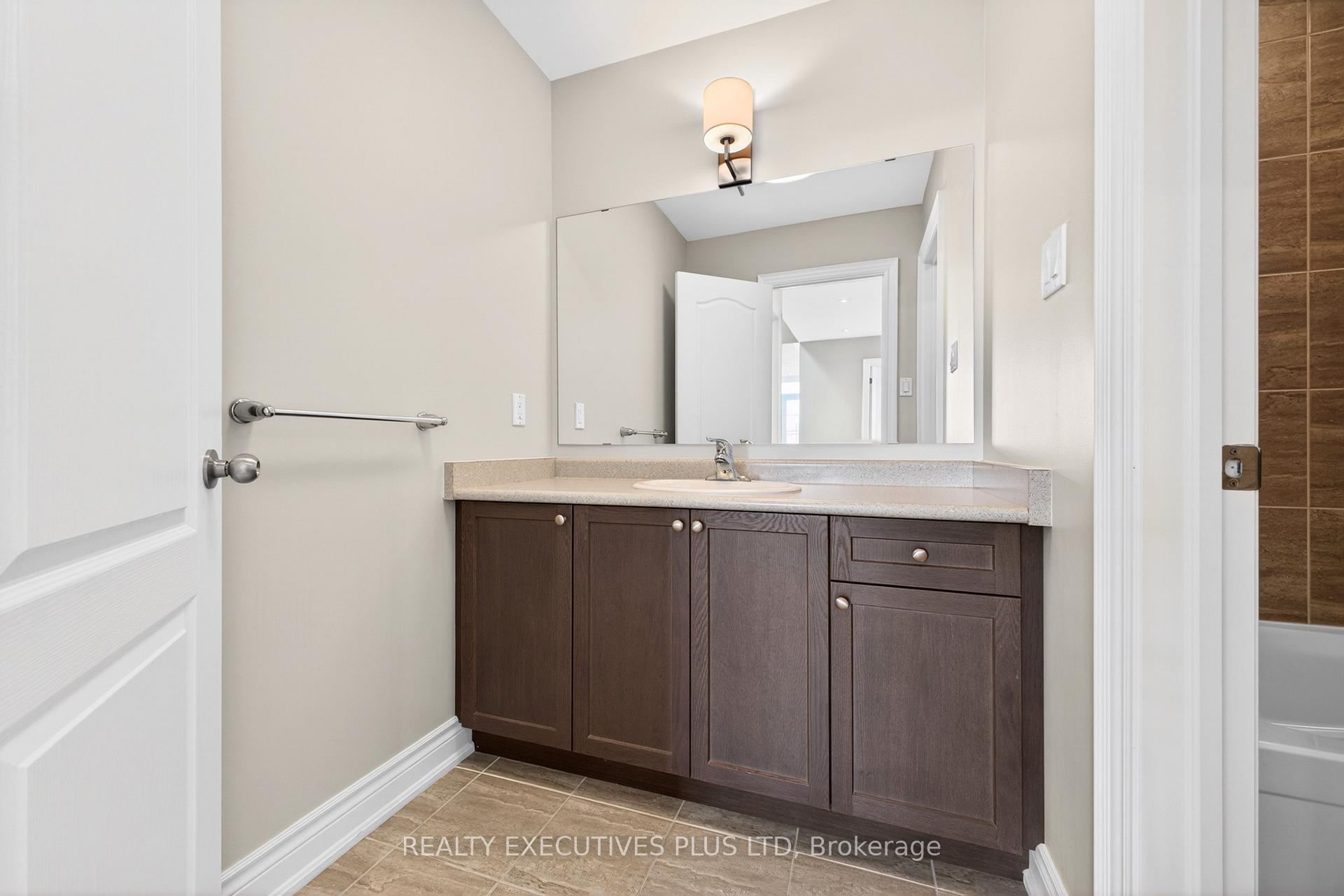 Photo 37 of 1 Sunset Way, Thorold, Rolling Meadows — HOMEH