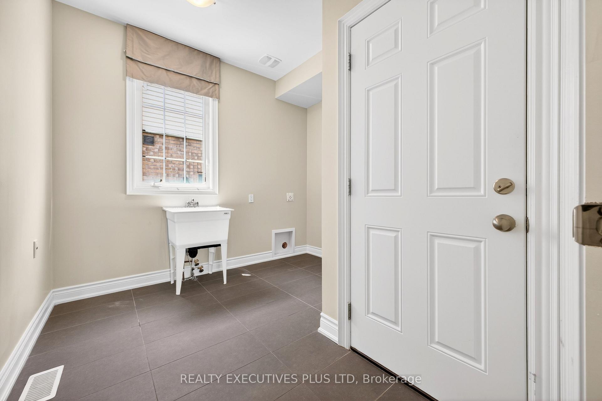 Photo 40 of 1 Sunset Way, Thorold, Rolling Meadows — HOMEH