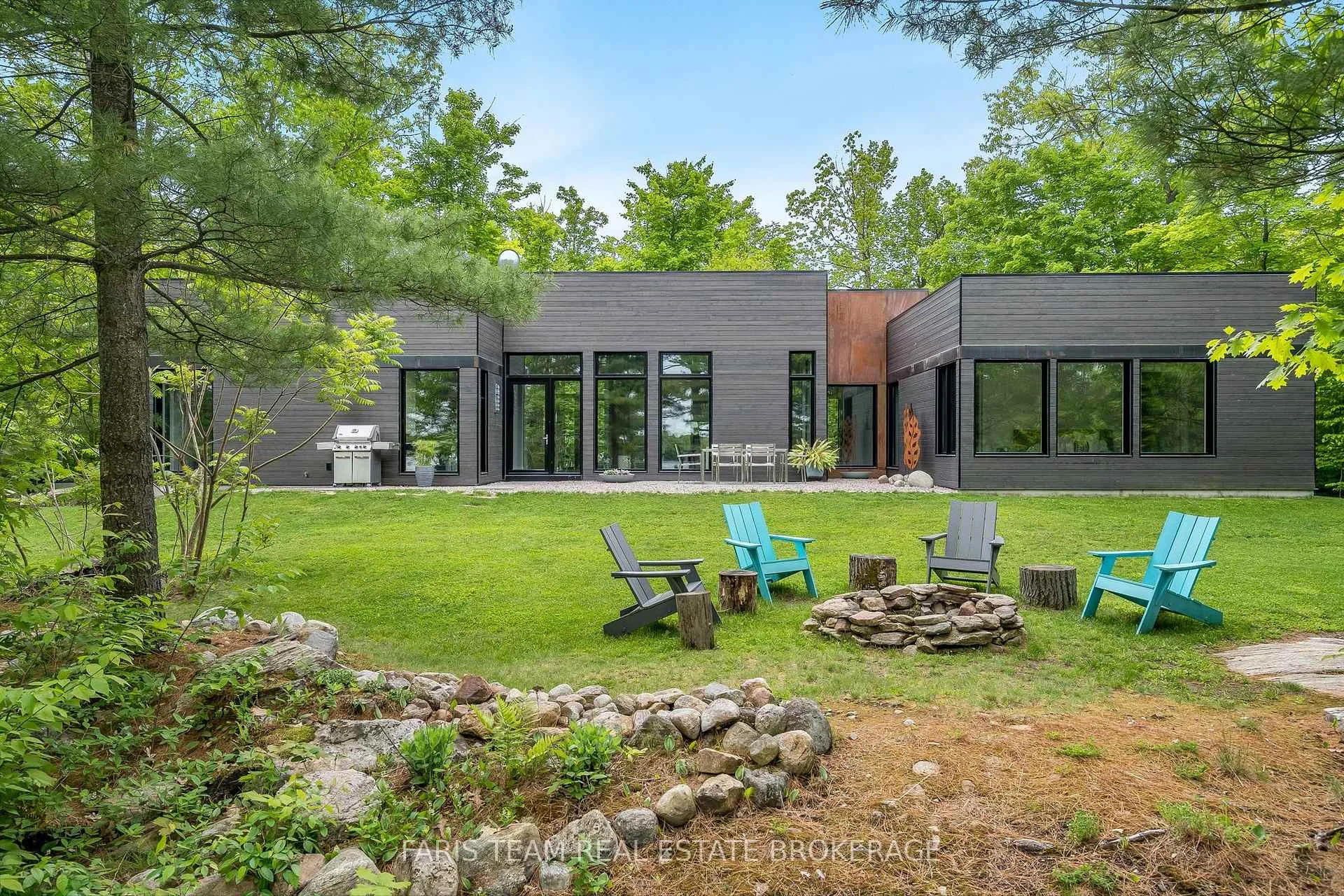 Photo of 3870 Darling Island Road
