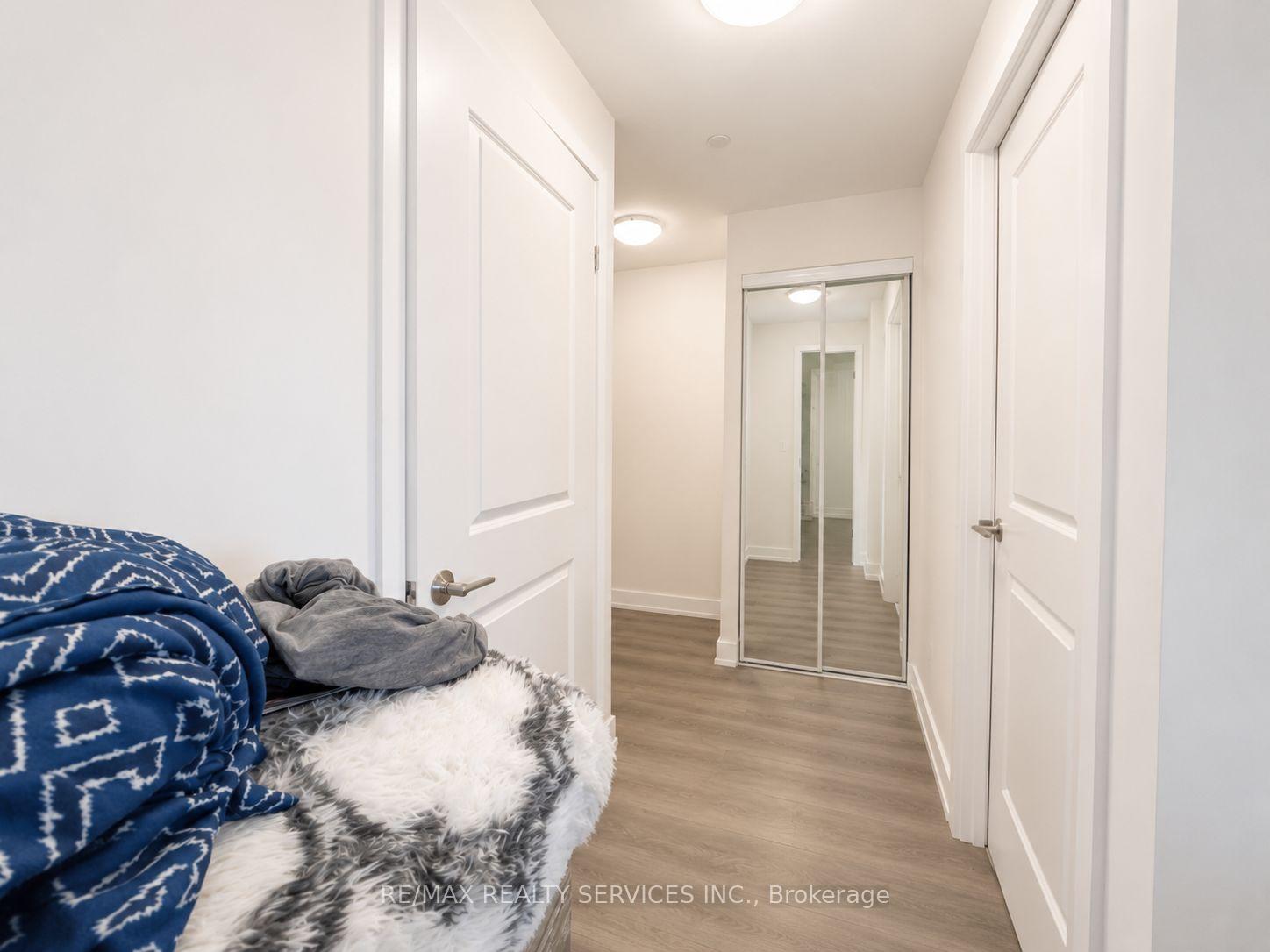 Photo 7 of Unit 2108, 202 Burnhamthorpe Road E, Mississauga, Mississauga Valleys — HOMEH