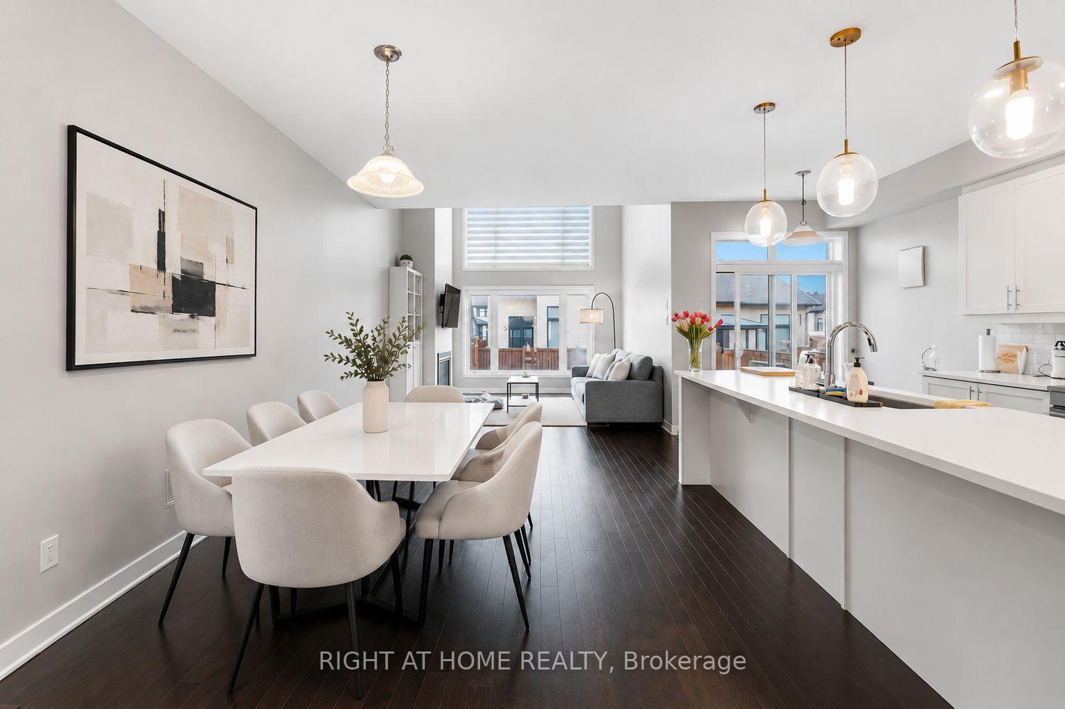 Photo 4 of 424 Markdale Terrace S, Ottawa, Riverside South/Gloucester Glen — HOMEH
