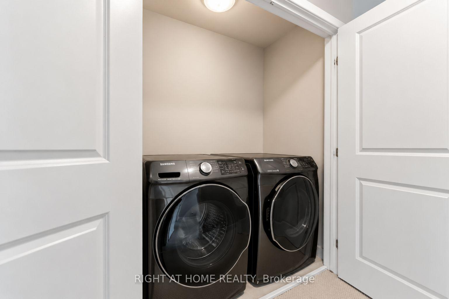 Photo 9 of 424 Markdale Terrace S, Ottawa, Riverside South/Gloucester Glen — HOMEH