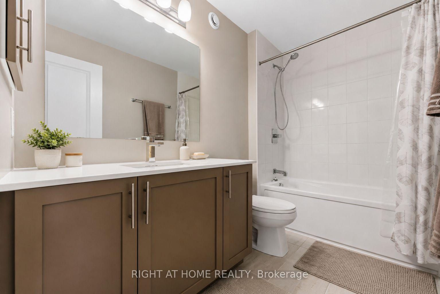 Photo 18 of 424 Markdale Terrace S, Ottawa, Riverside South/Gloucester Glen — HOMEH