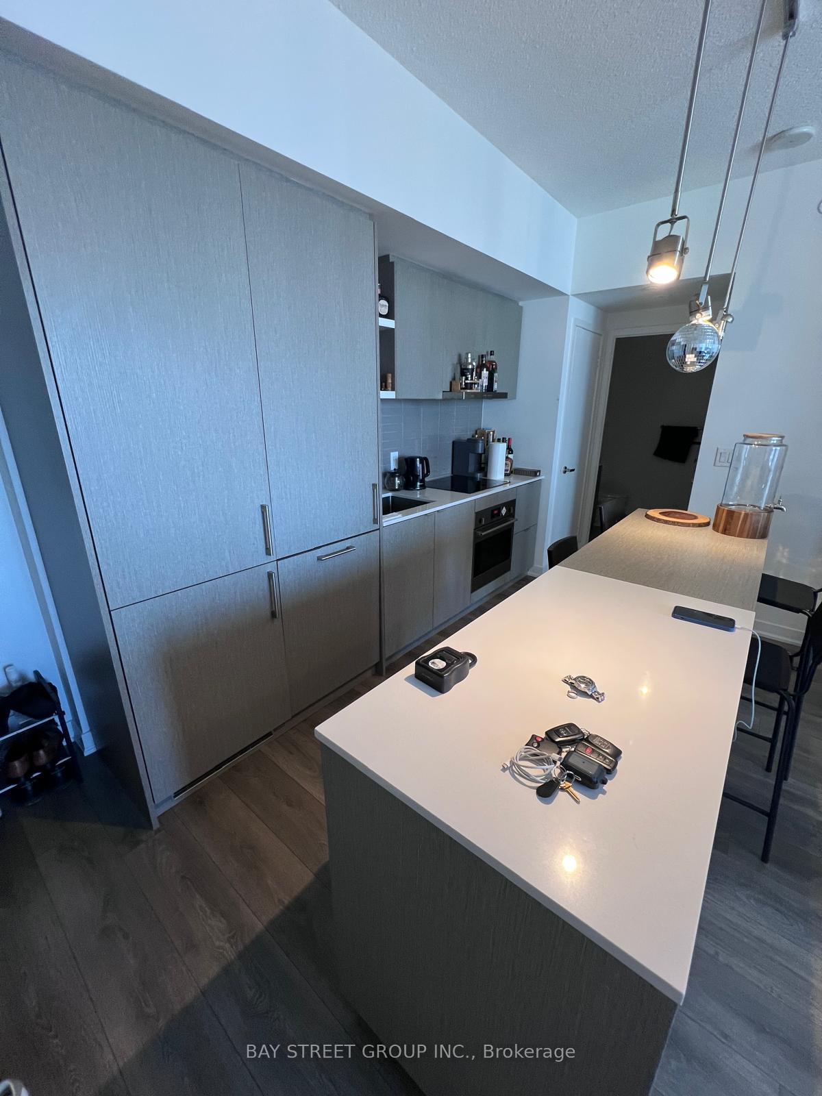 Photo 5 of Unit 4601, 100 Harbour Street, Toronto, Waterfront Communities — HOMEH