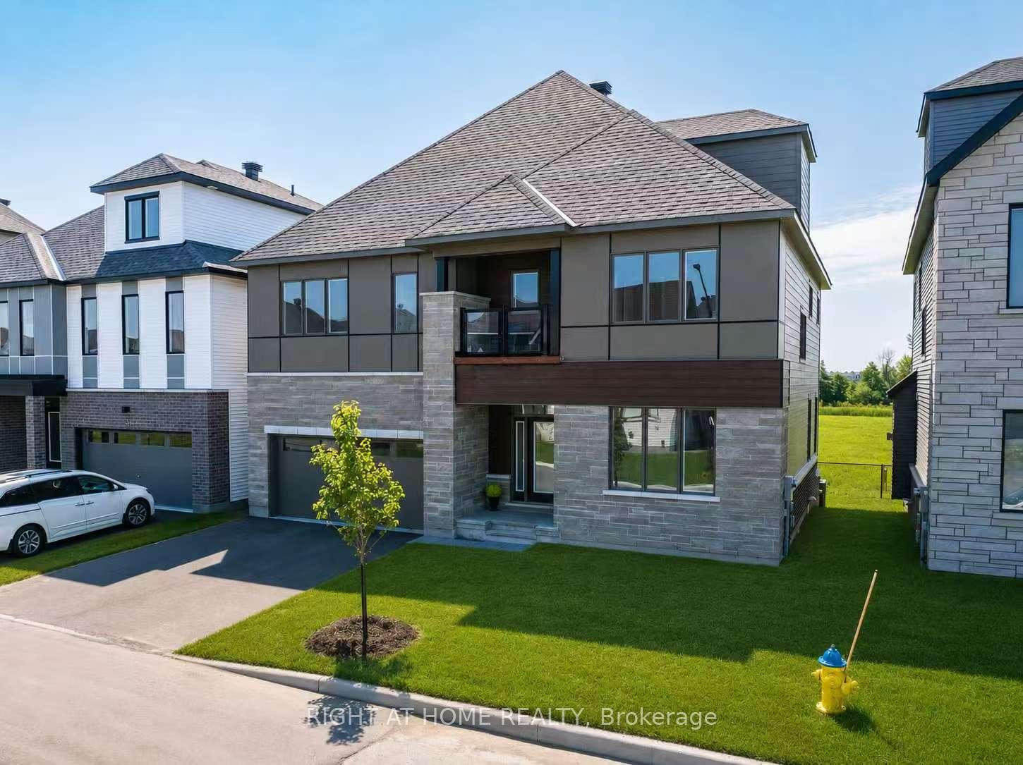 Photo 3 of 517 Elation Heights, Ottawa, Barrhaven - Heritage Park — HOMEH