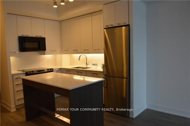 Photo 5 of Unit 629, 9471 Yonge Street, Richmond Hill, Observatory — HOMEH
