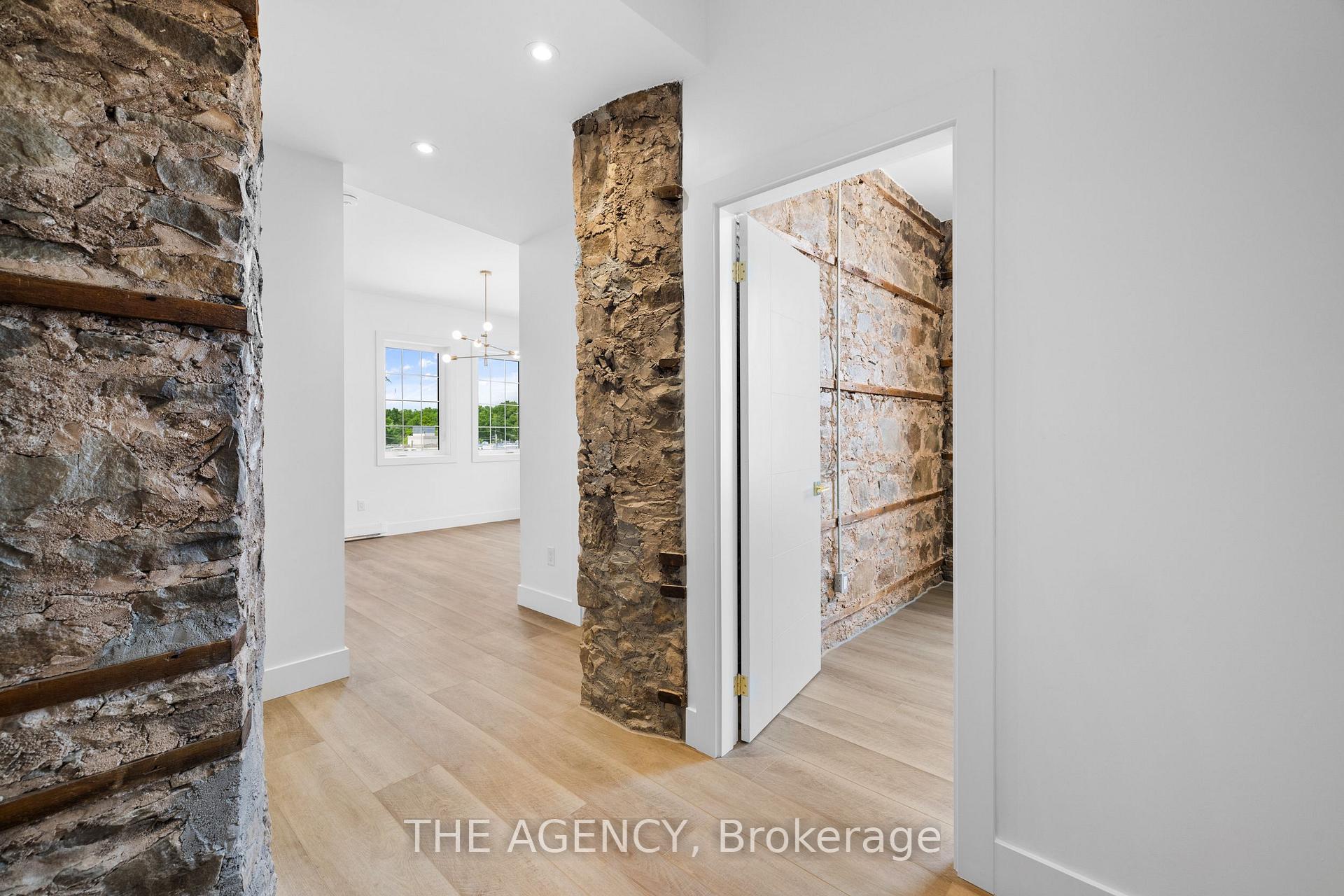 Photo 4 of Unit 304, 163 Main Street E, Milton, Old Milton — HOMEH