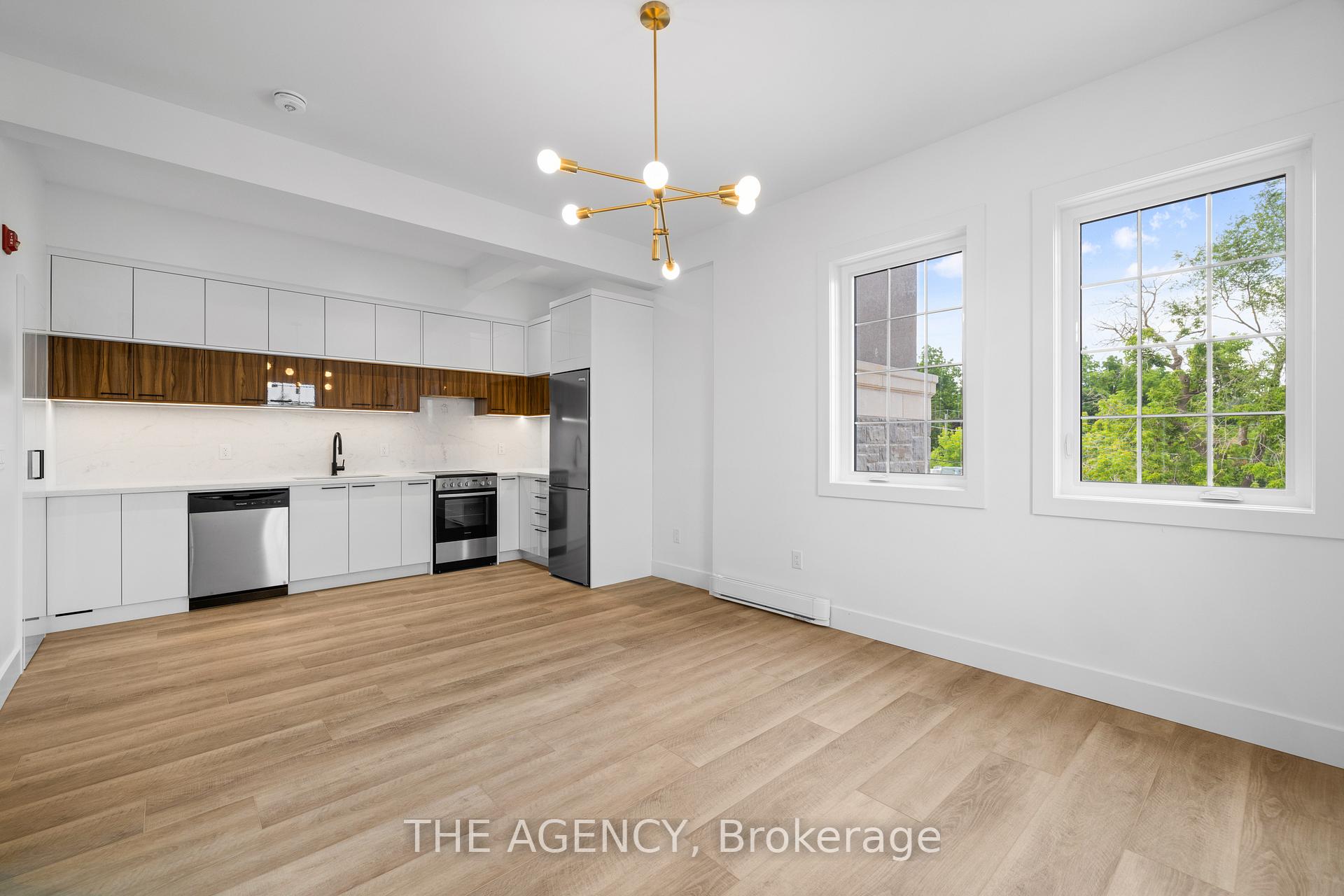 Photo 6 of Unit 304, 163 Main Street E, Milton, Old Milton — HOMEH
