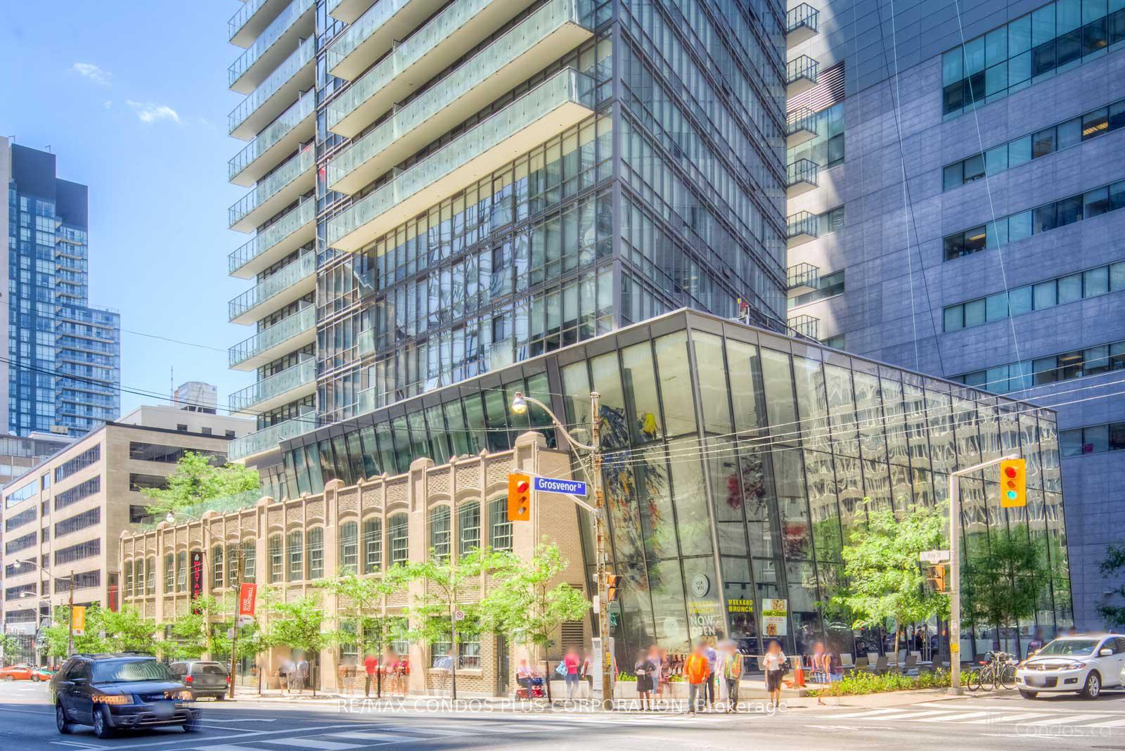 Front of Unit 5007, 832 Bay Street