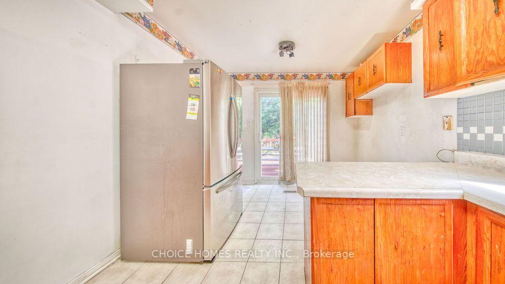 Photo 15 of 162 Clansman Trail, Mississauga, Hurontario — HOMEH