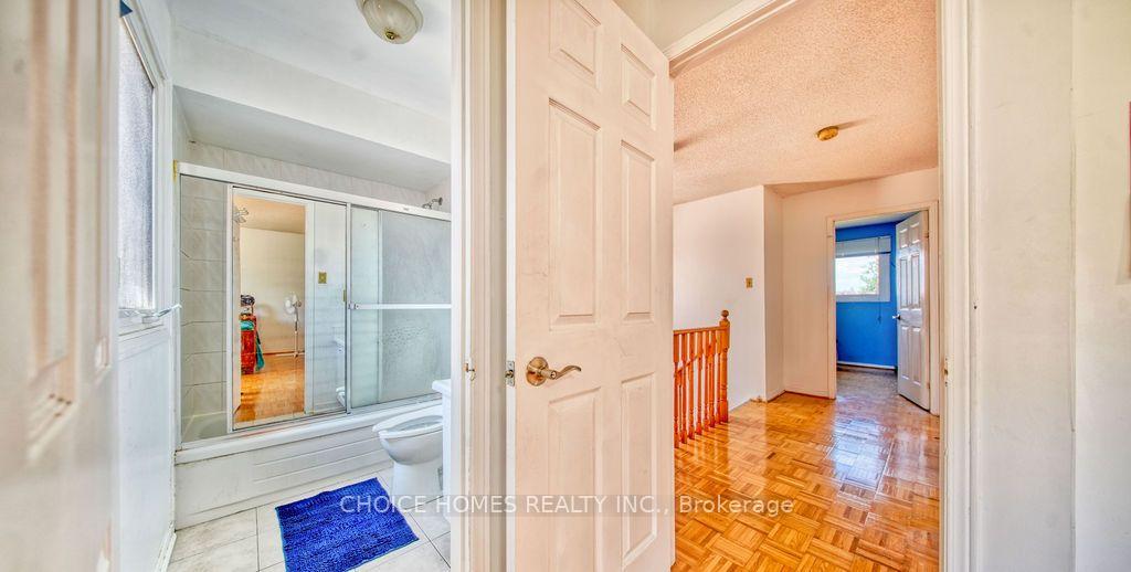 Photo 23 of 162 Clansman Trail, Mississauga, Hurontario — HOMEH
