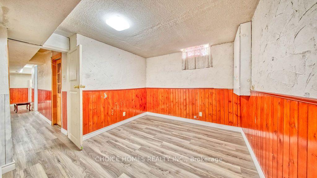 Photo 38 of 162 Clansman Trail, Mississauga, Hurontario — HOMEH