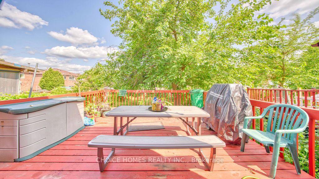 Photo 43 of 162 Clansman Trail, Mississauga, Hurontario — HOMEH