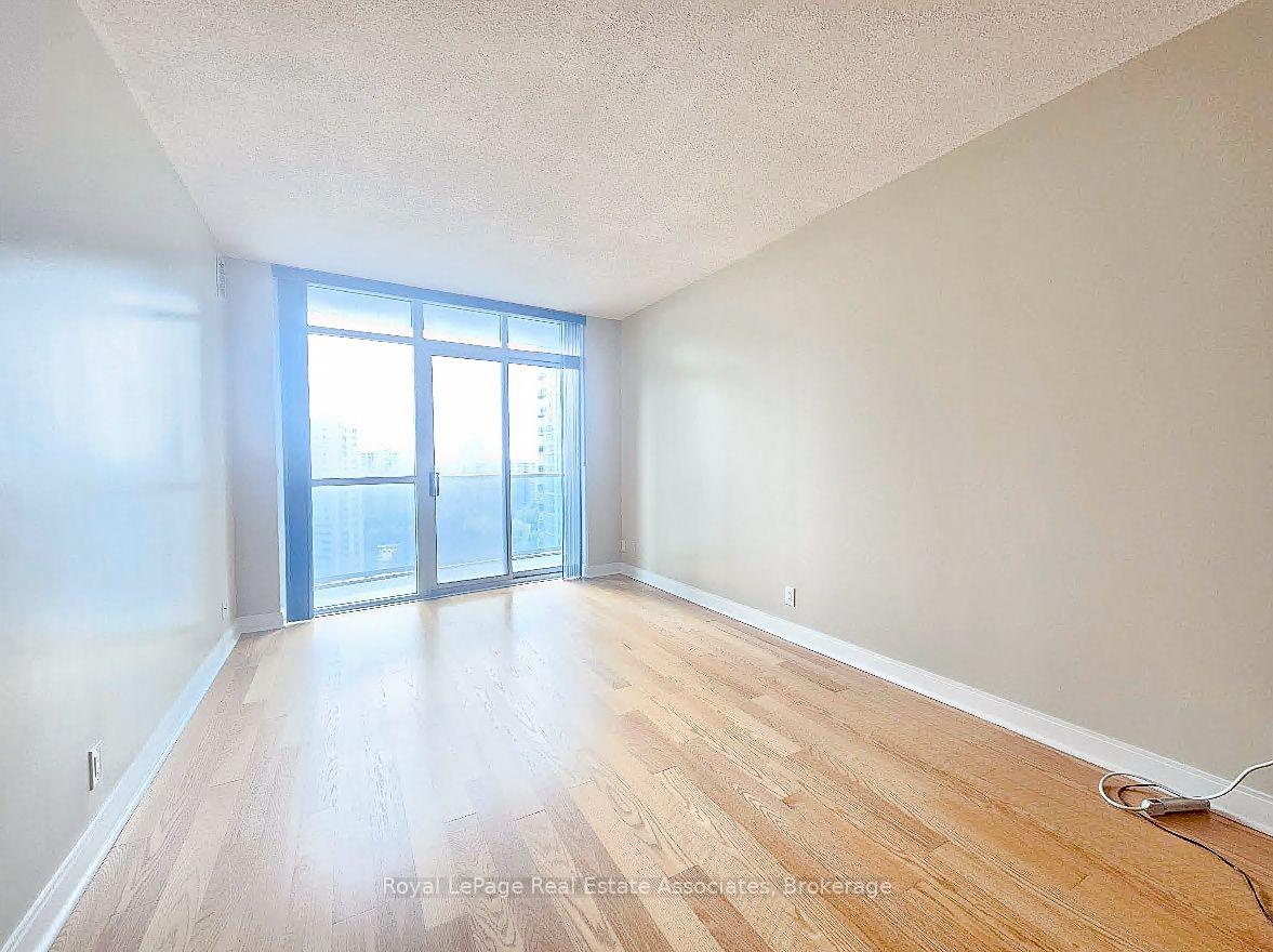 Photo 1 of Unit 1704, 80 Absolute Avenue, Mississauga, City Centre — HOMEH