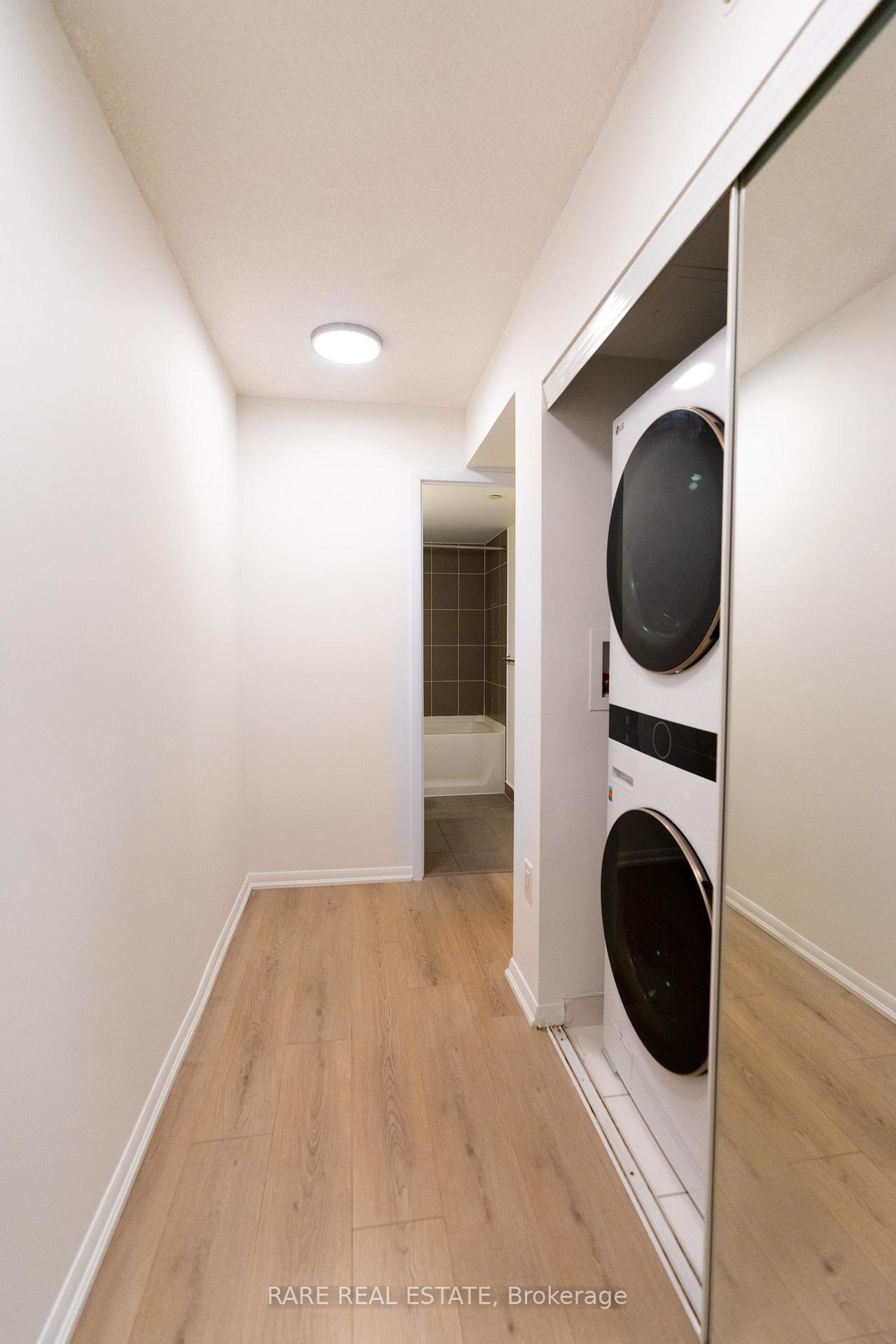 Photo 6 of Unit 1007, 830 Lawrence Avenue W, North York, Yorkdale-Glen Park — HOMEH