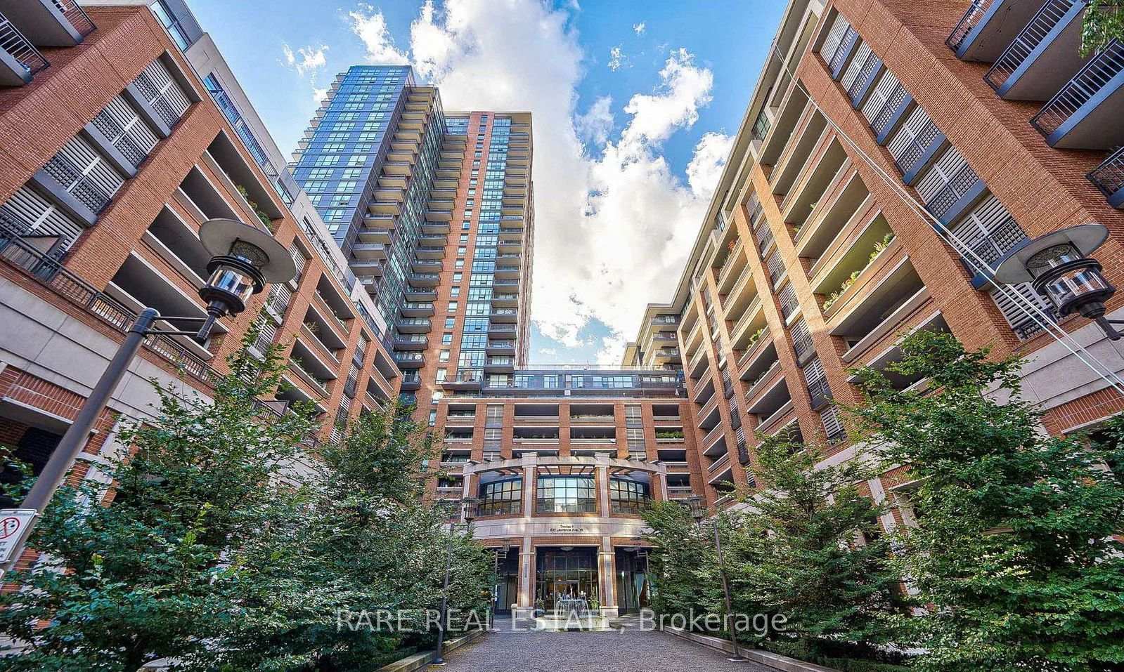 Photo 9 of Unit 1007, 830 Lawrence Avenue W, North York, Yorkdale-Glen Park — HOMEH