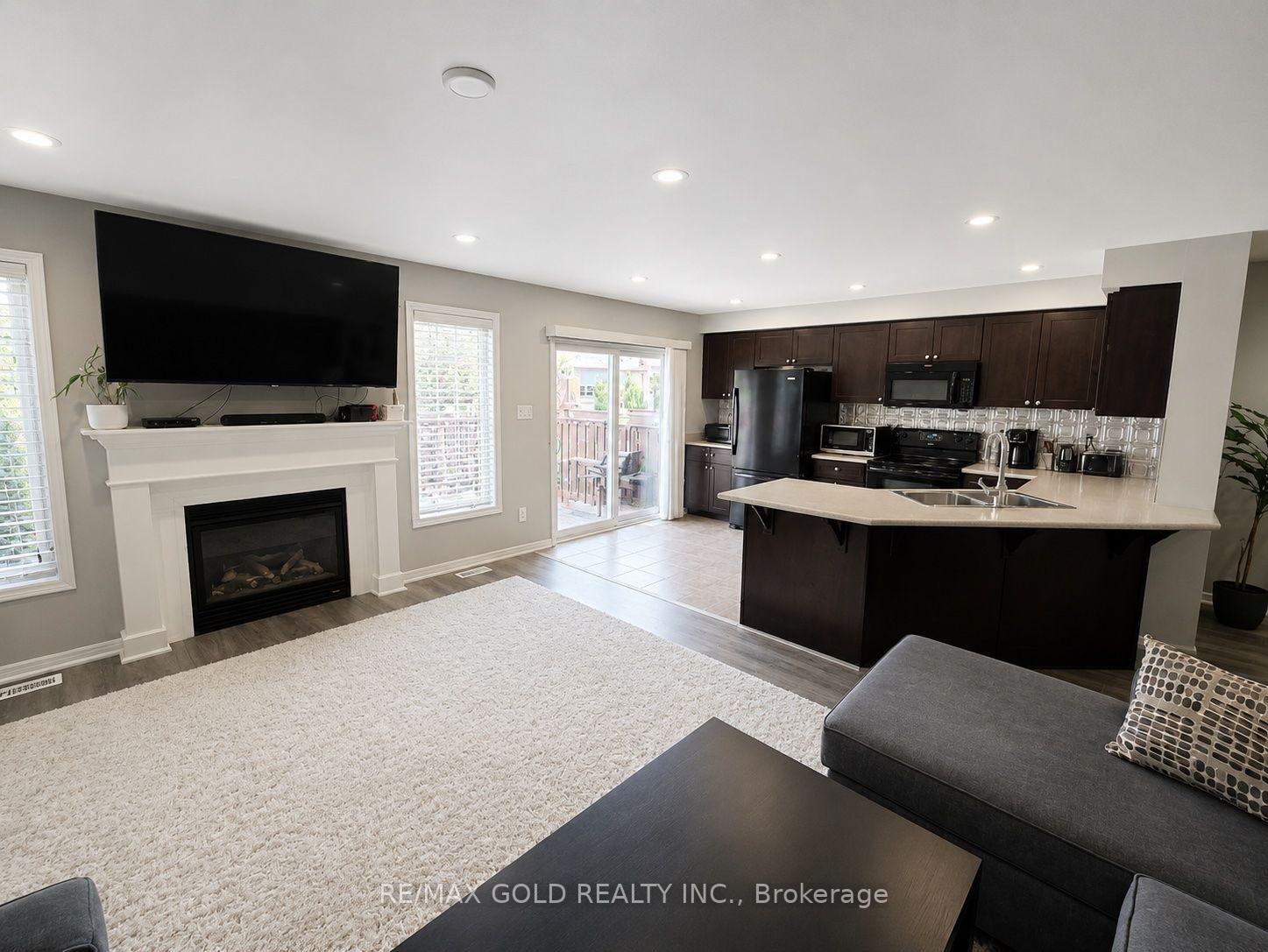 Photo 6 of 1061 Nadalin Heights, Milton, Willmott — HOMEH