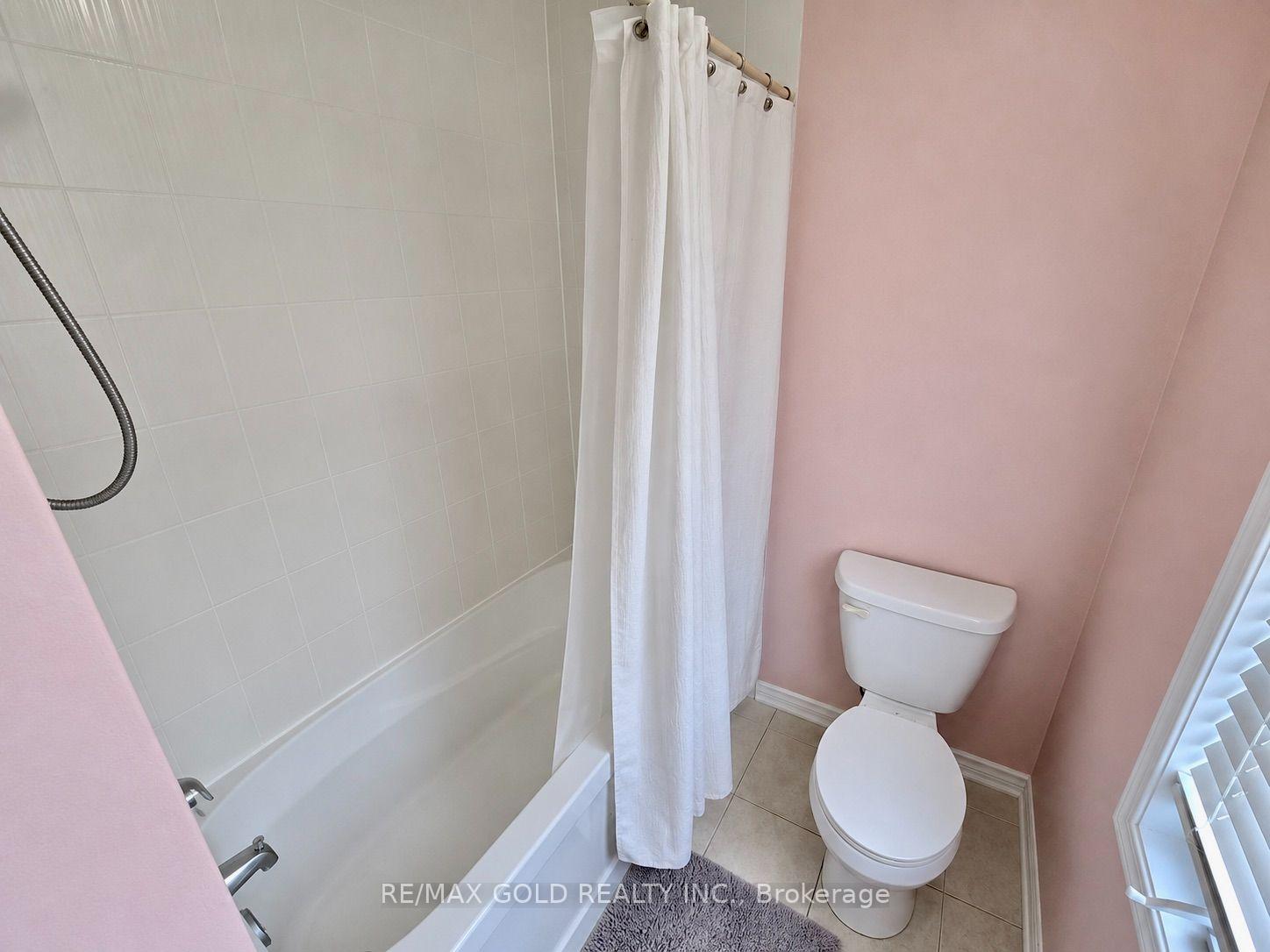 Photo 21 of 1061 Nadalin Heights, Milton, Willmott — HOMEH