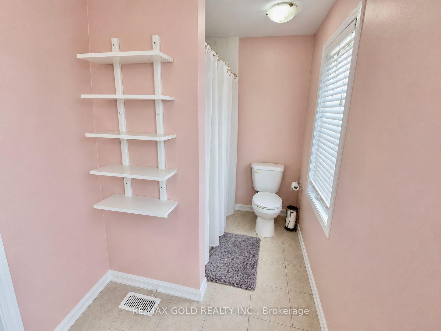 Photo 22 of 1061 Nadalin Heights, Milton, Willmott — HOMEH