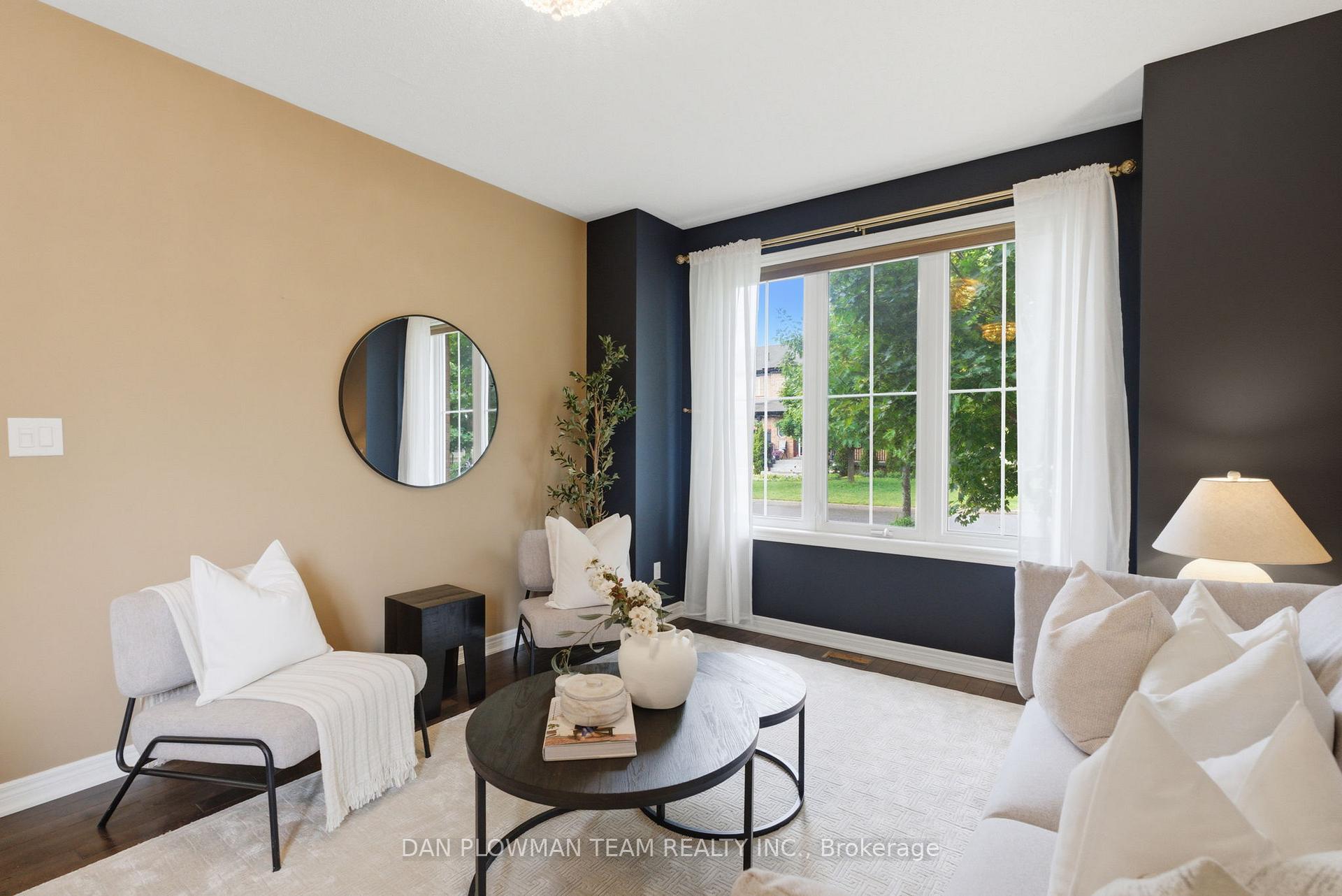 Photo 8 of 2243 Pilgrim Square, Oshawa, Windfields — HOMEH