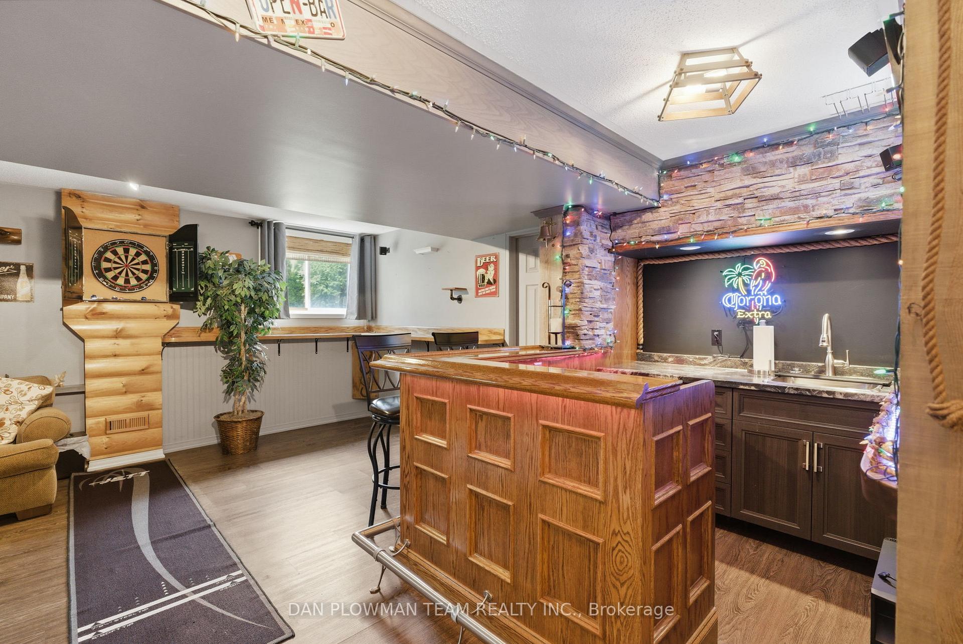 Photo 38 of 2243 Pilgrim Square, Oshawa, Windfields — HOMEH