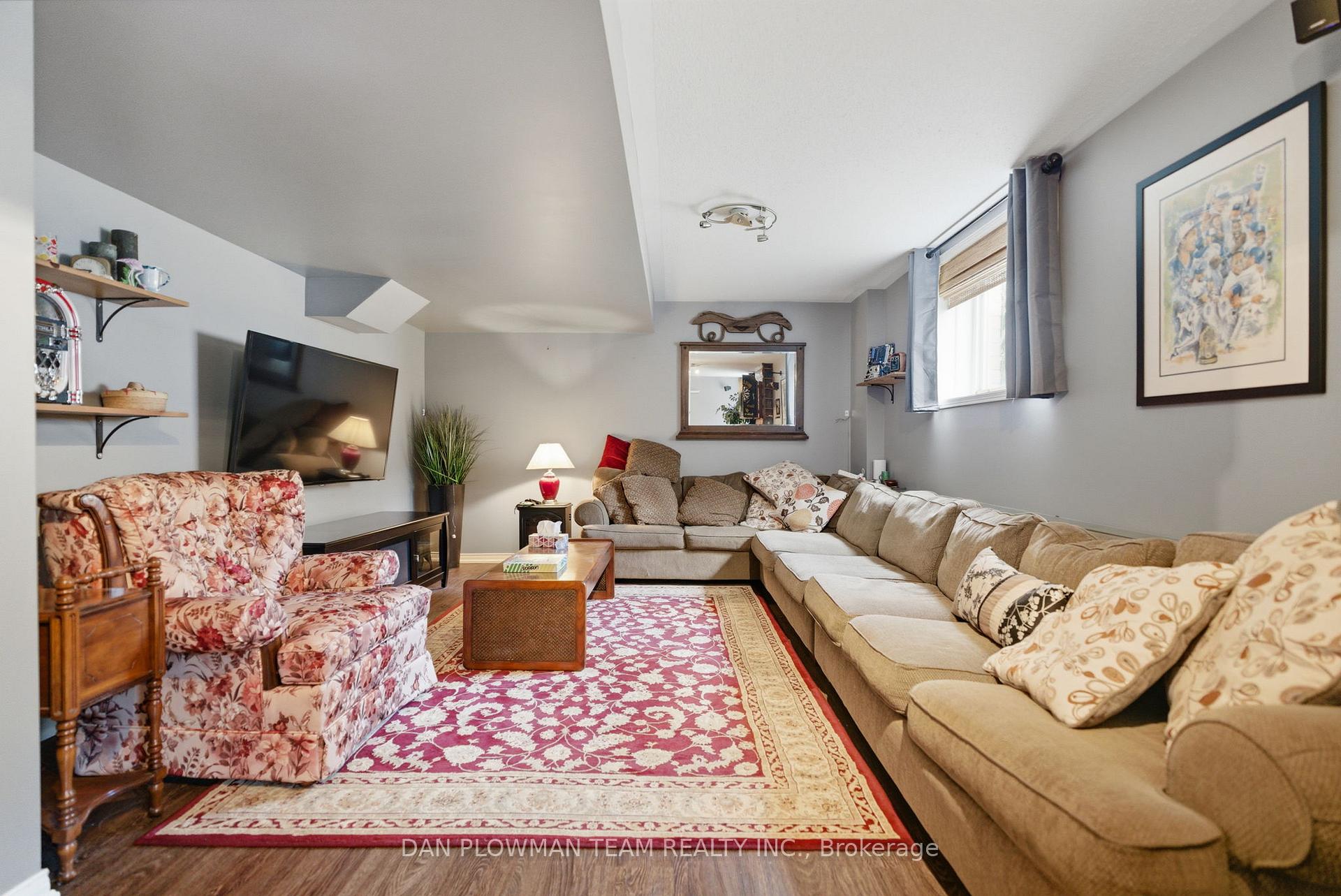 Photo 41 of 2243 Pilgrim Square, Oshawa, Windfields — HOMEH