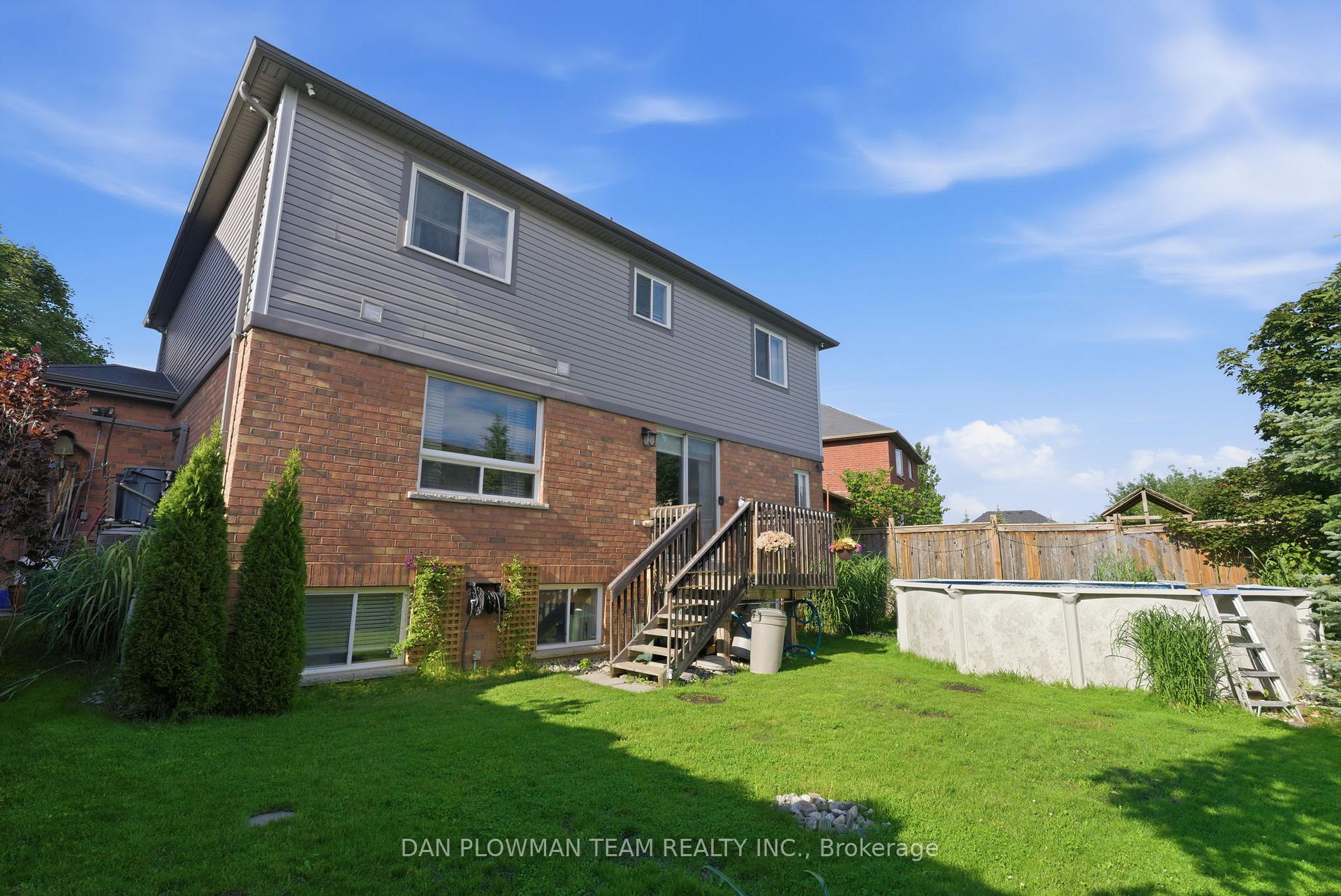 Photo 46 of 2243 Pilgrim Square, Oshawa, Windfields — HOMEH