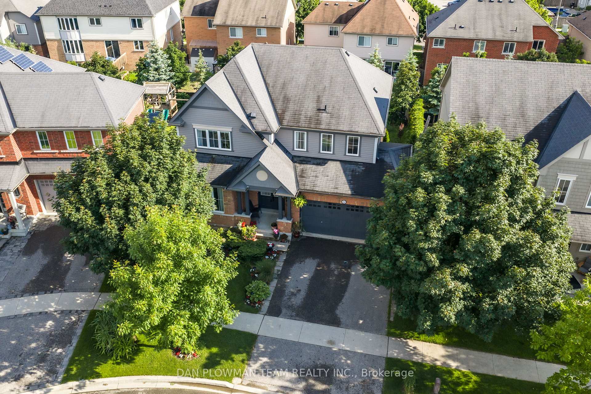 Photo 50 of 2243 Pilgrim Square, Oshawa, Windfields — HOMEH