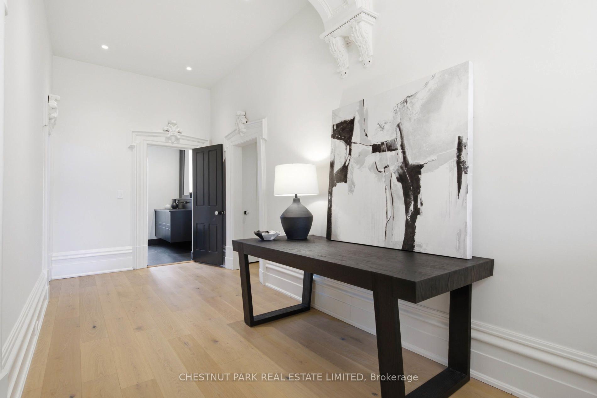 Photo 21 of 113 William Street, Stratford — HOMEH