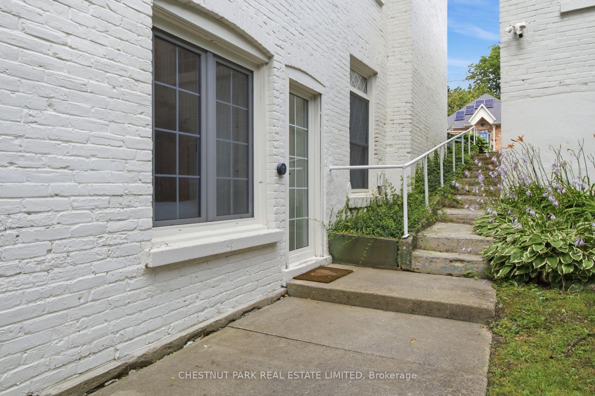 Photo 44 of 113 William Street, Stratford — HOMEH