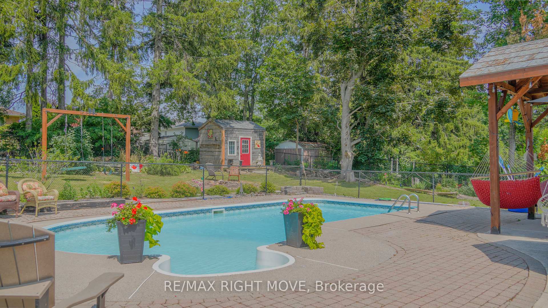 Photo 7 of 424 Homewood Avenue, Orillia — HOMEH