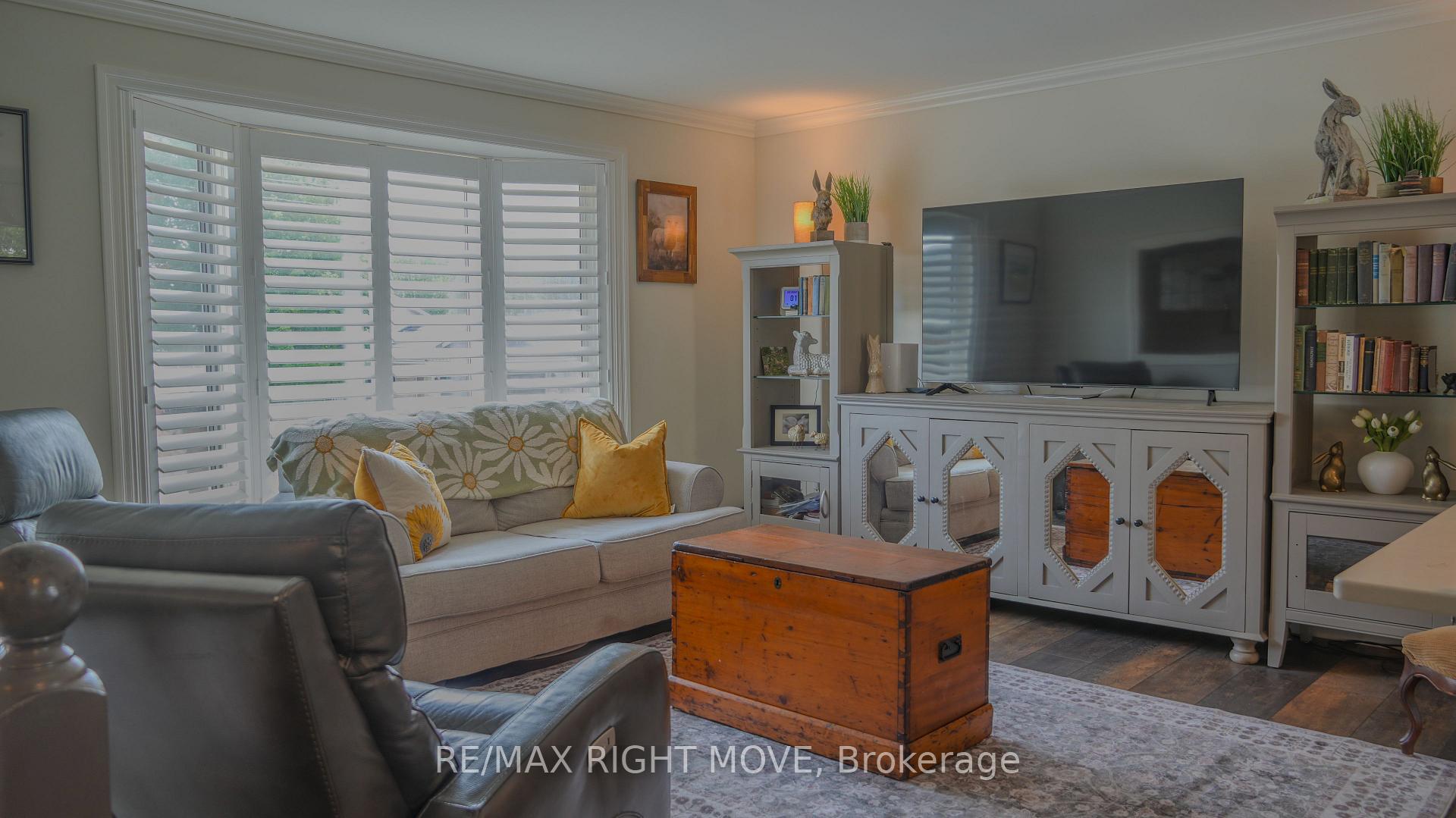 Photo 14 of 424 Homewood Avenue, Orillia — HOMEH