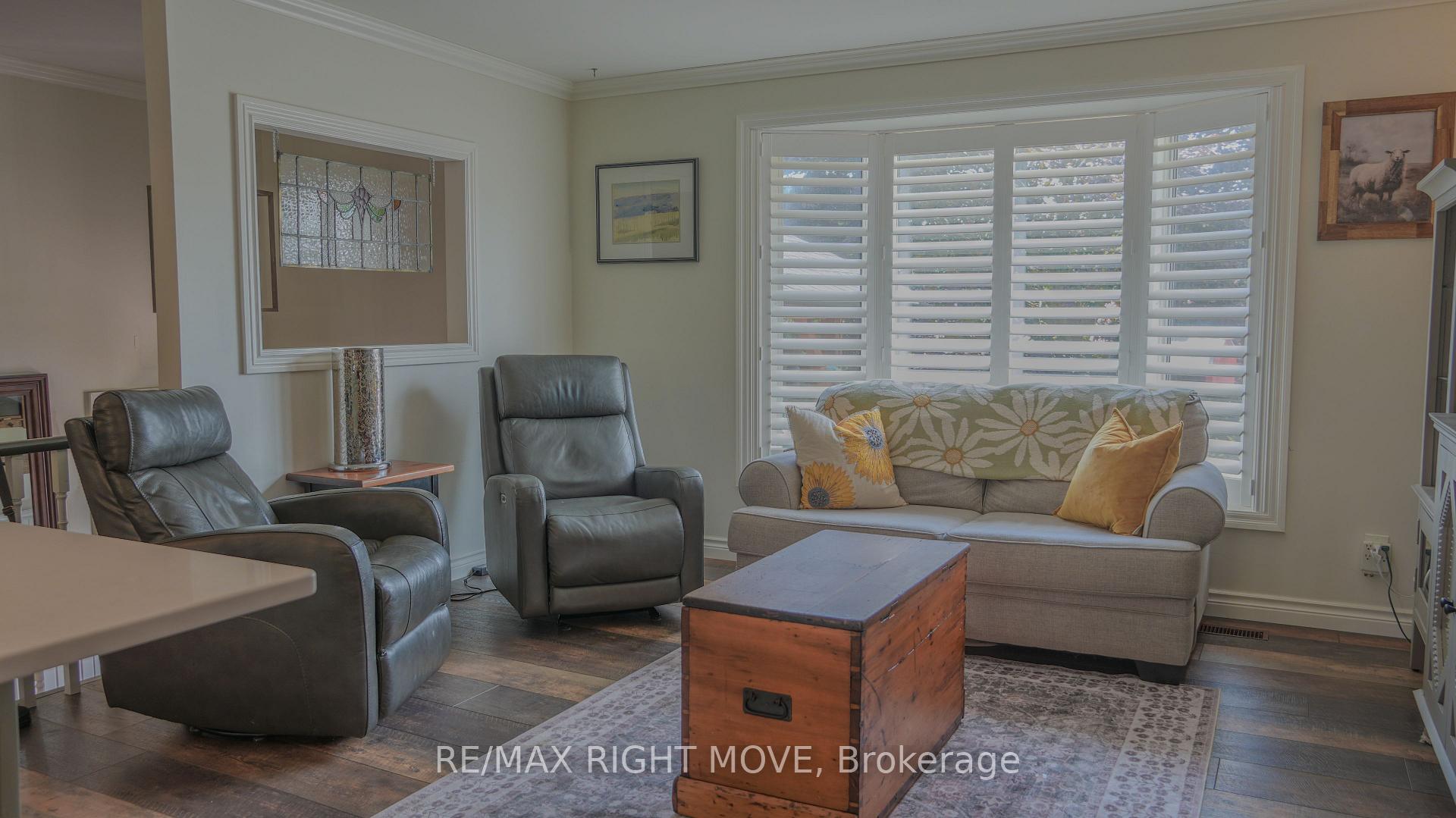 Photo 15 of 424 Homewood Avenue, Orillia — HOMEH