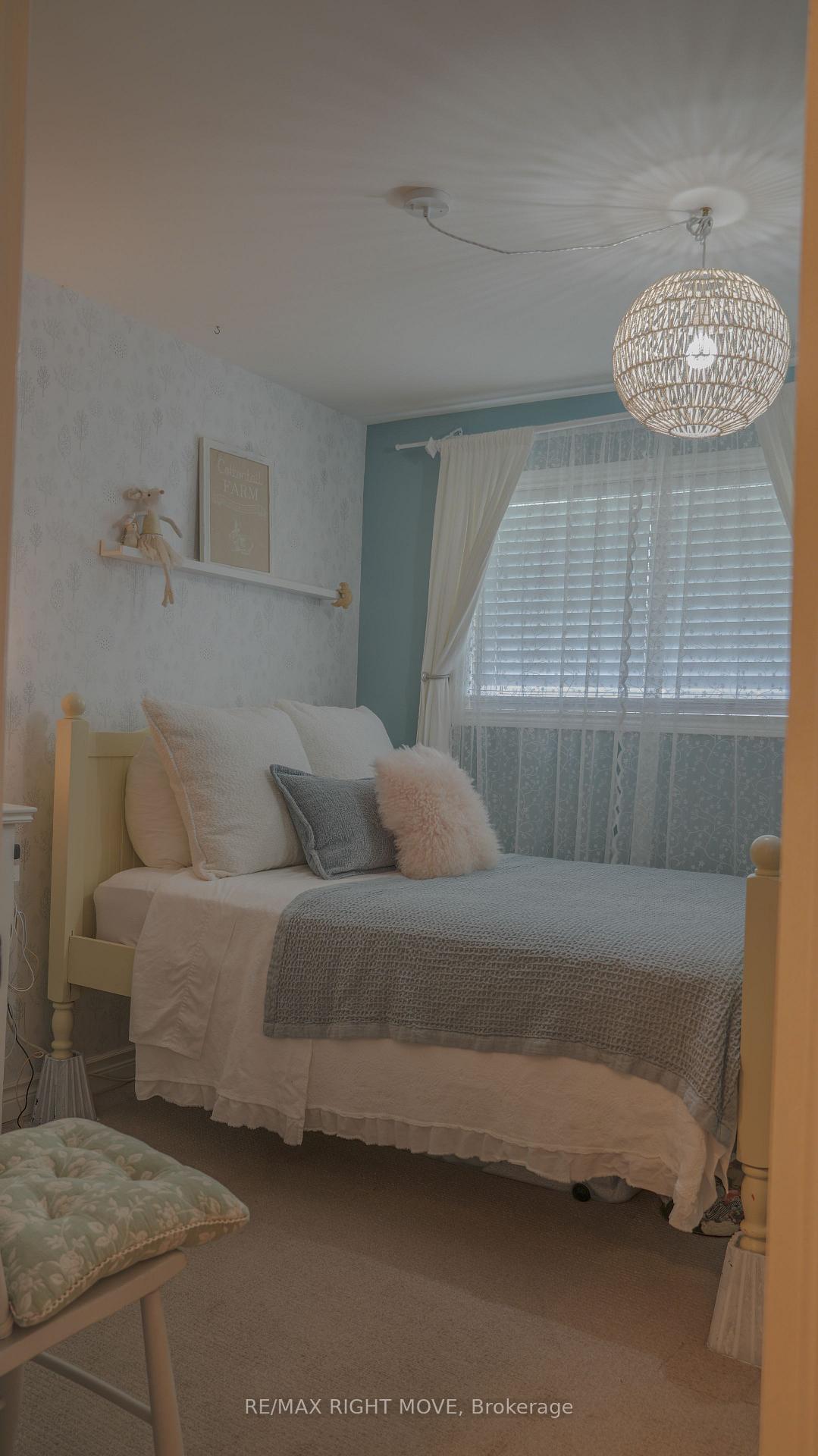 Photo 20 of 424 Homewood Avenue, Orillia — HOMEH