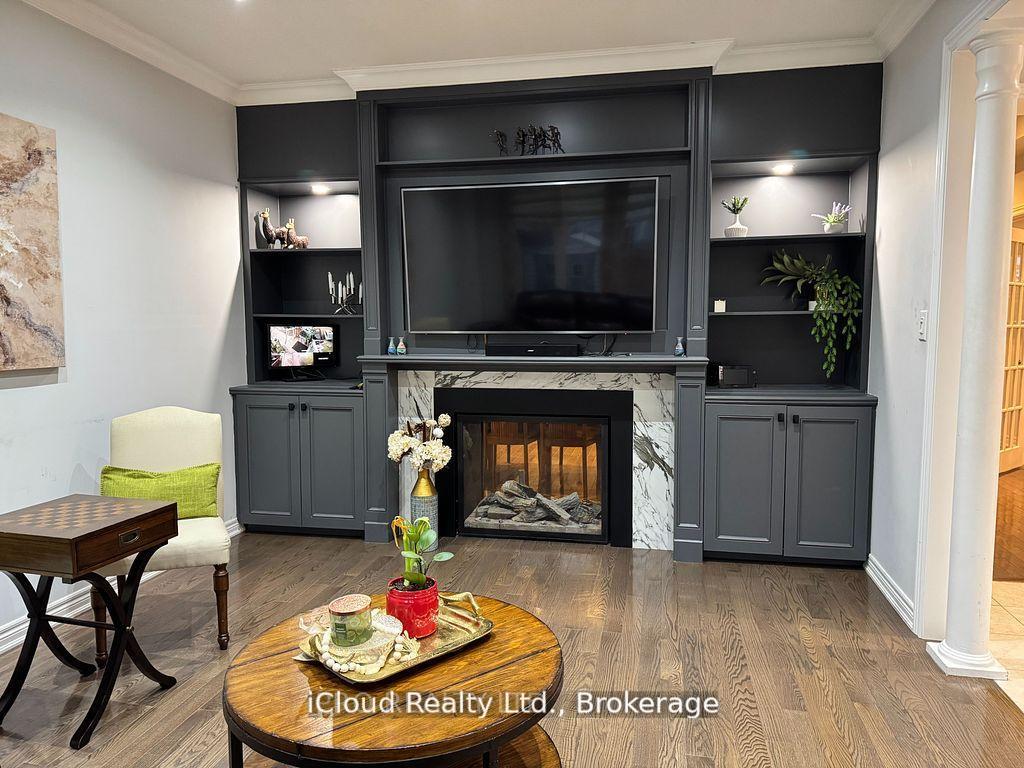 Photo 18 of 27 Tysonville Circle, Brampton, Northwest Brampton — HOMEH