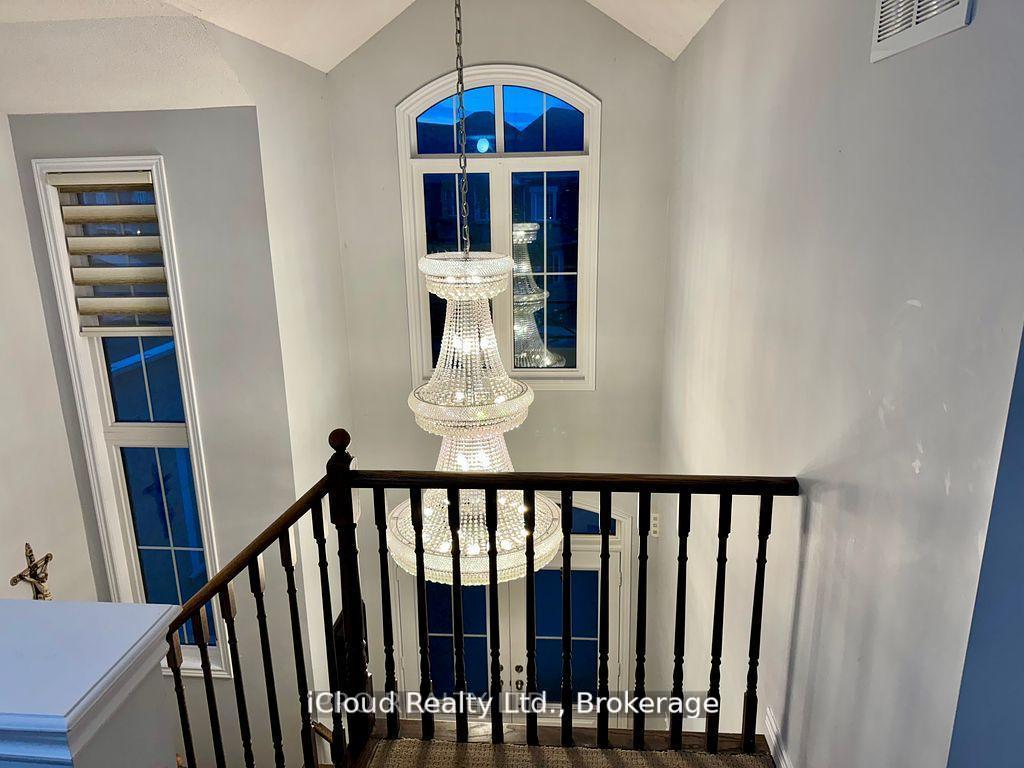 Photo 42 of 27 Tysonville Circle, Brampton, Northwest Brampton — HOMEH