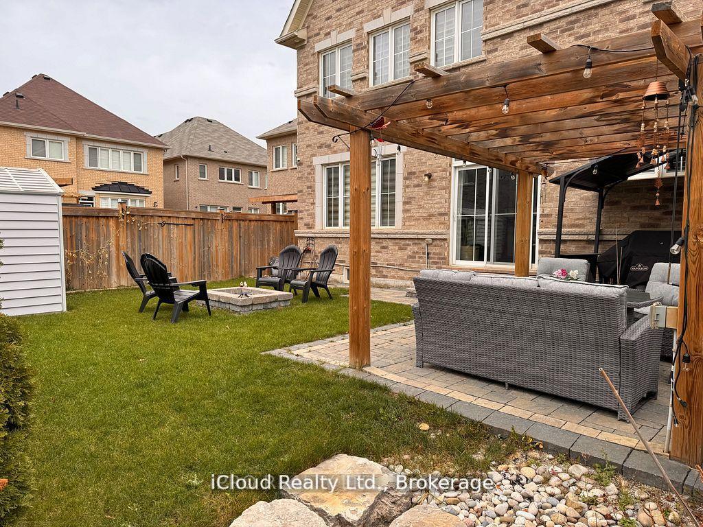 Photo 45 of 27 Tysonville Circle, Brampton, Northwest Brampton — HOMEH