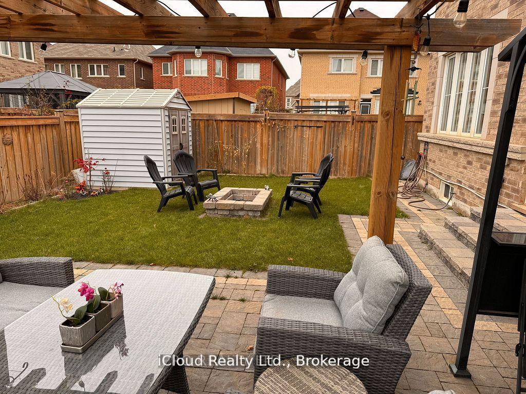 Photo 47 of 27 Tysonville Circle, Brampton, Northwest Brampton — HOMEH