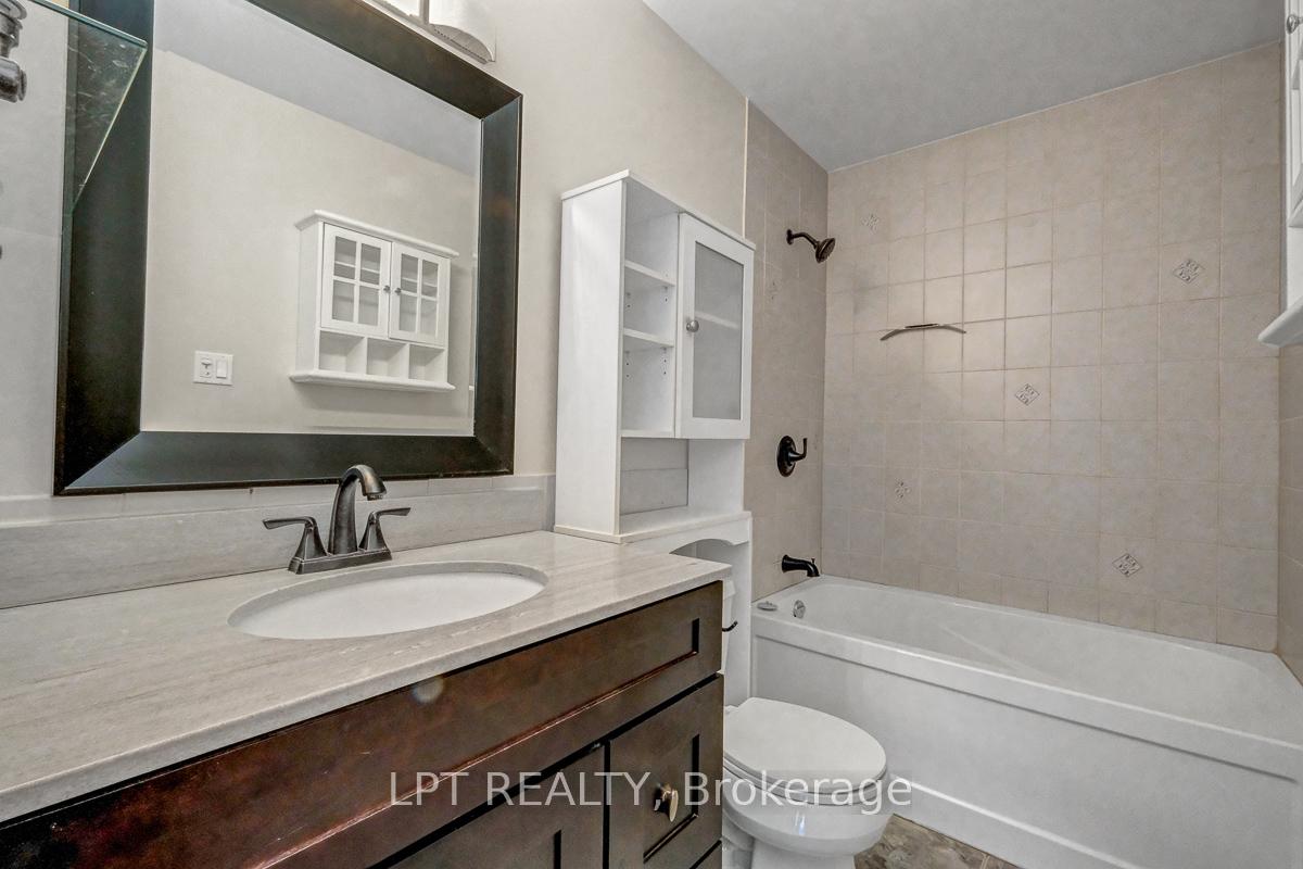 Photo 19 of Unit 1, 3501 Aladdin Lane, Ottawa, Blossom Park/Kemp Park/Findlay Creek — HOMEH