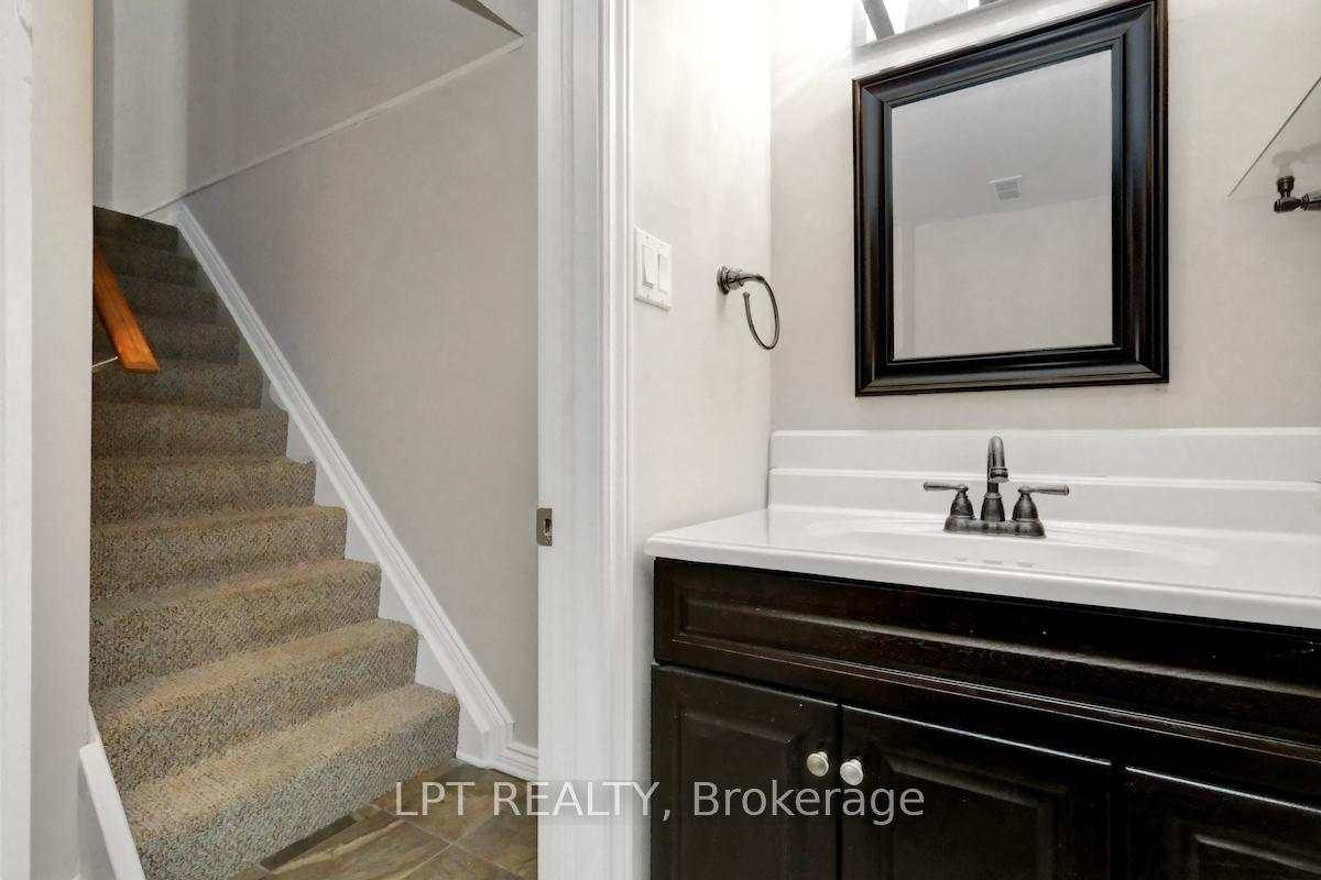 Photo 26 of Unit 1, 3501 Aladdin Lane, Ottawa, Blossom Park/Kemp Park/Findlay Creek — HOMEH