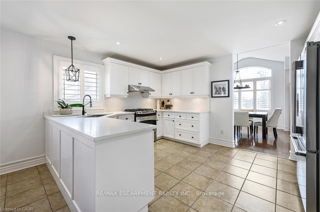 Photo 7 of 27 Carver Drive, Hamilton, Binbrook — HOMEH