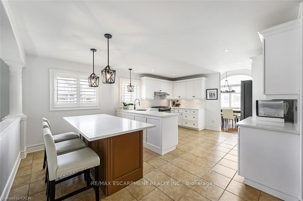 Photo 10 of 27 Carver Drive, Hamilton, Binbrook — HOMEH