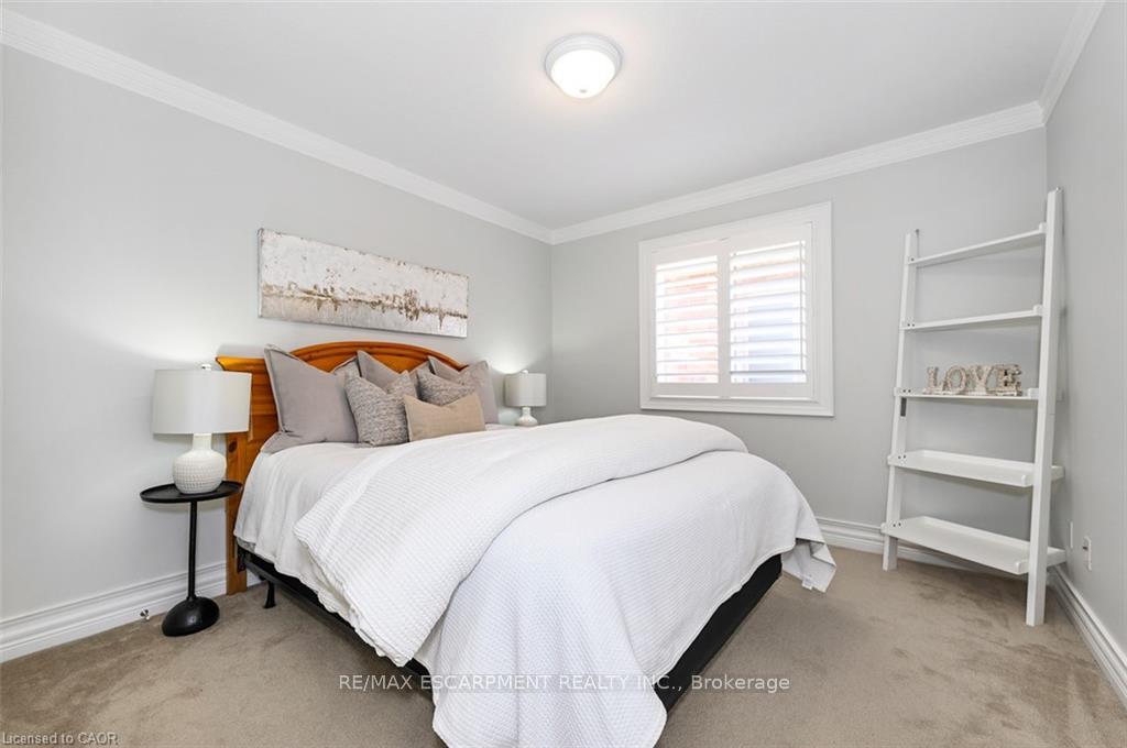 Photo 21 of 27 Carver Drive, Hamilton, Binbrook — HOMEH